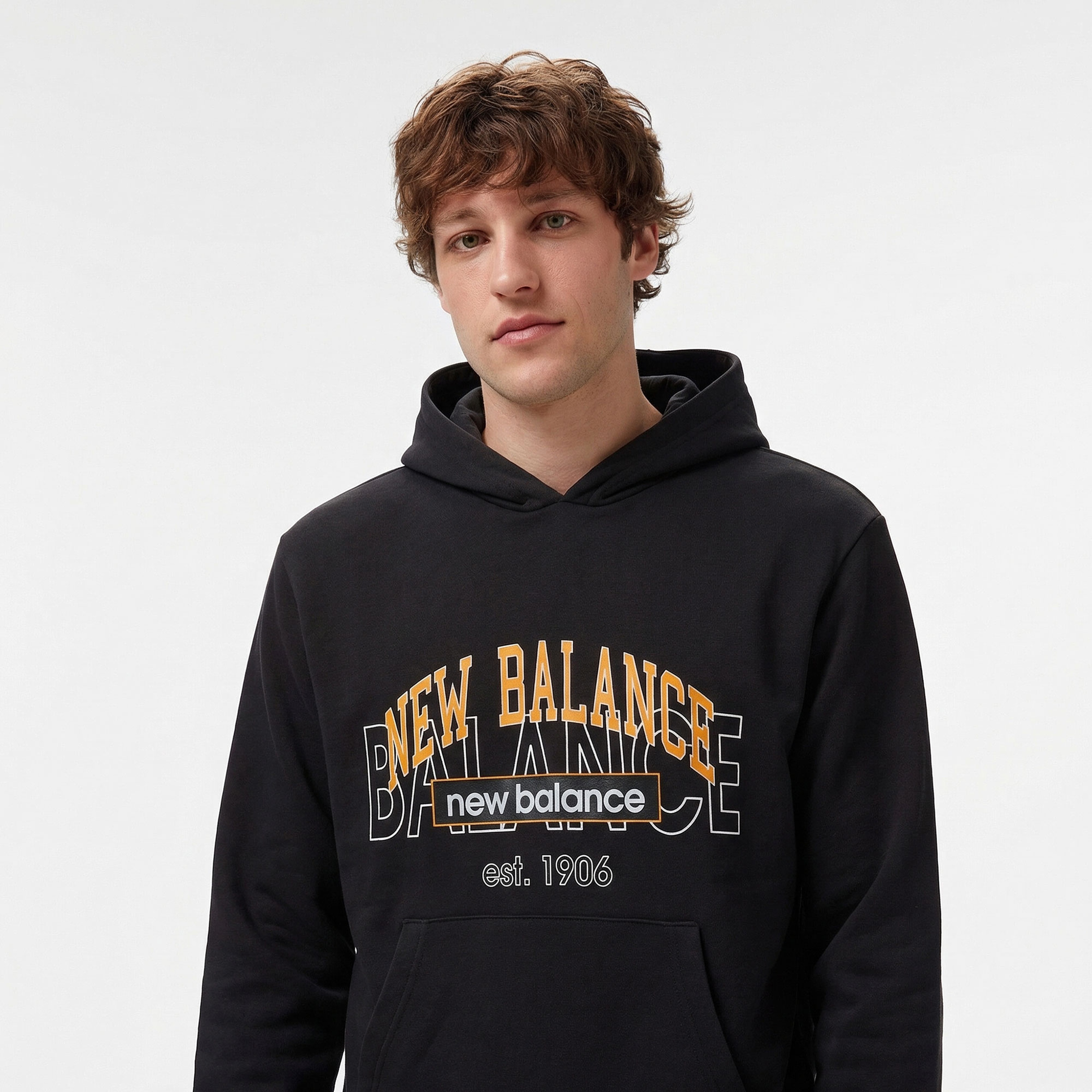 New Balance Lifestyle Erkek Siyah Hoodie