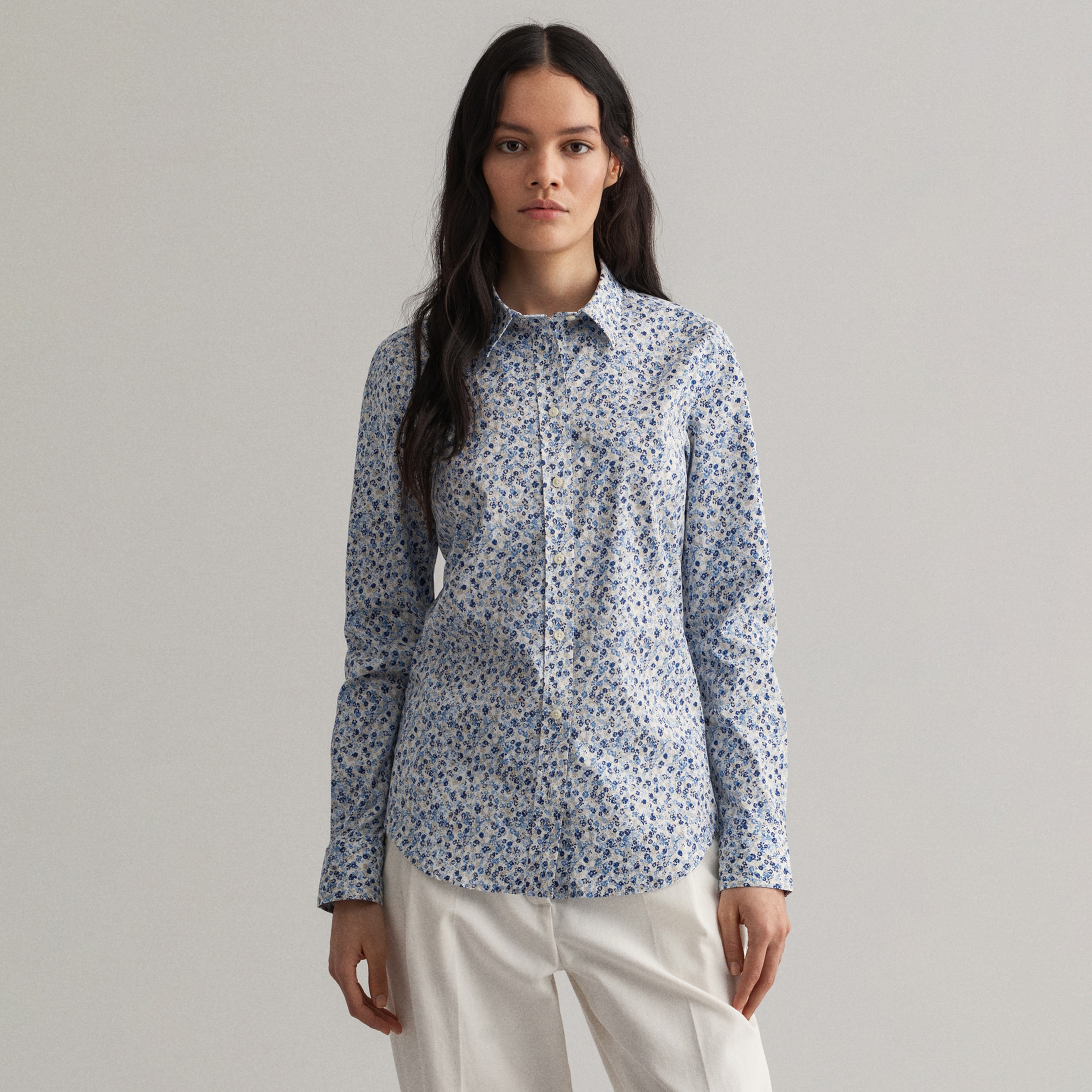 GANT Kadın Mavi Slim Fit Düğmeli Yaka Desenli Gömlek