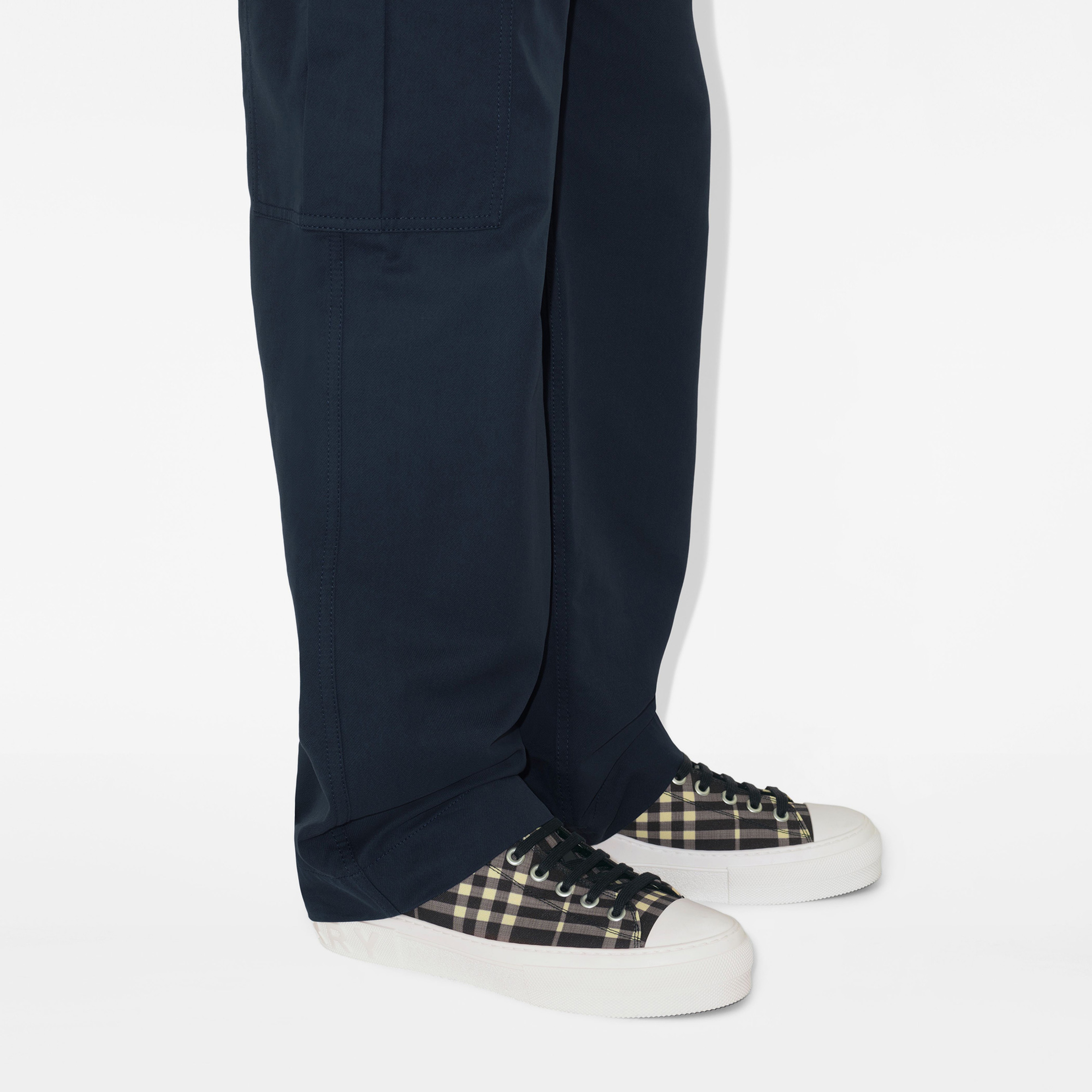 Burberry Kadın Siyah Ayakkabı