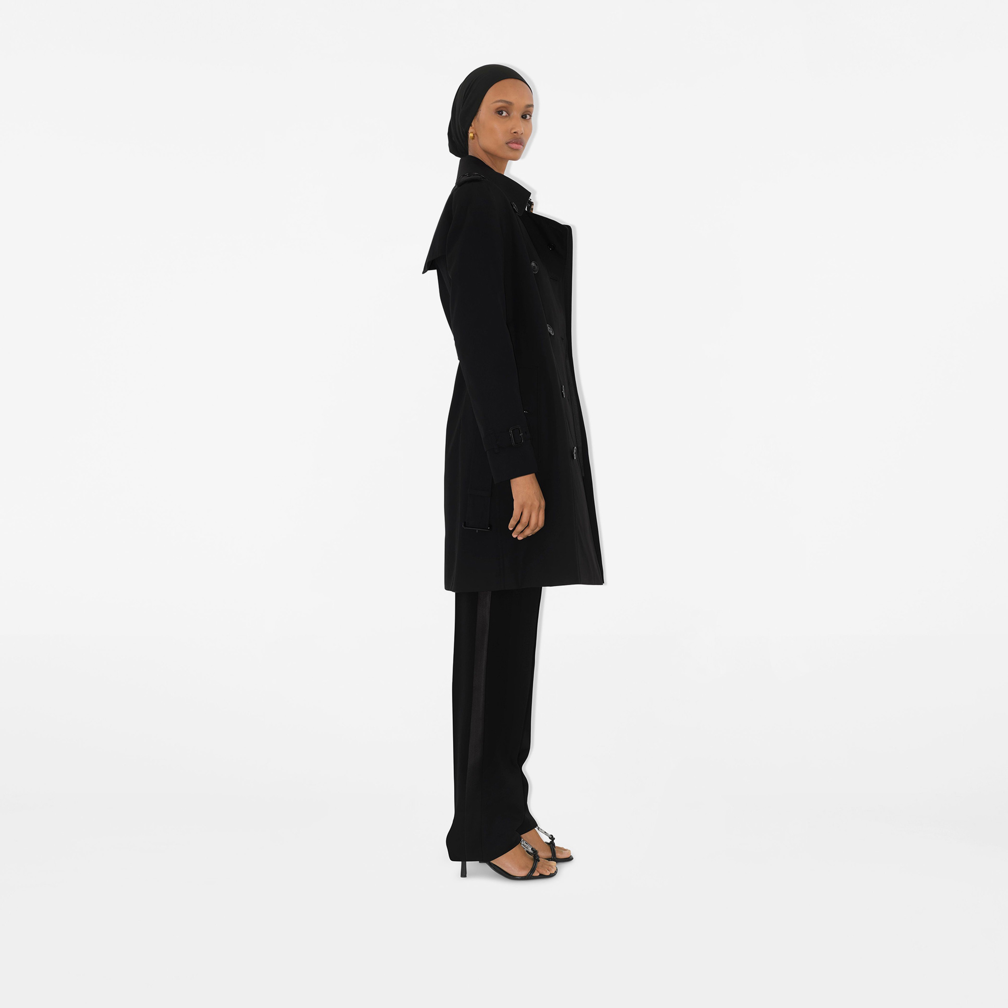 Burberry Kadın Siyah Mont