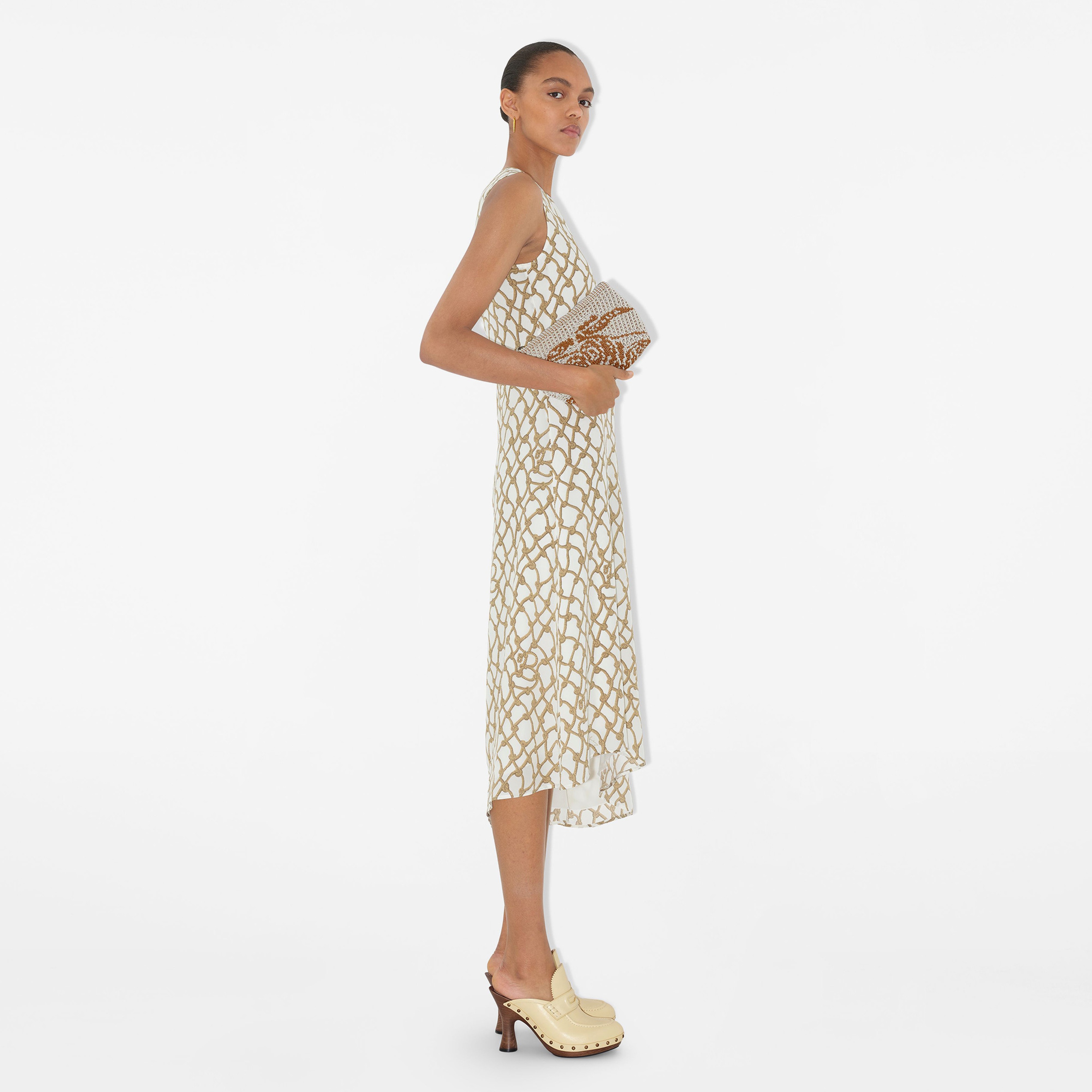 Burberry Kadın Beyaz Çanta