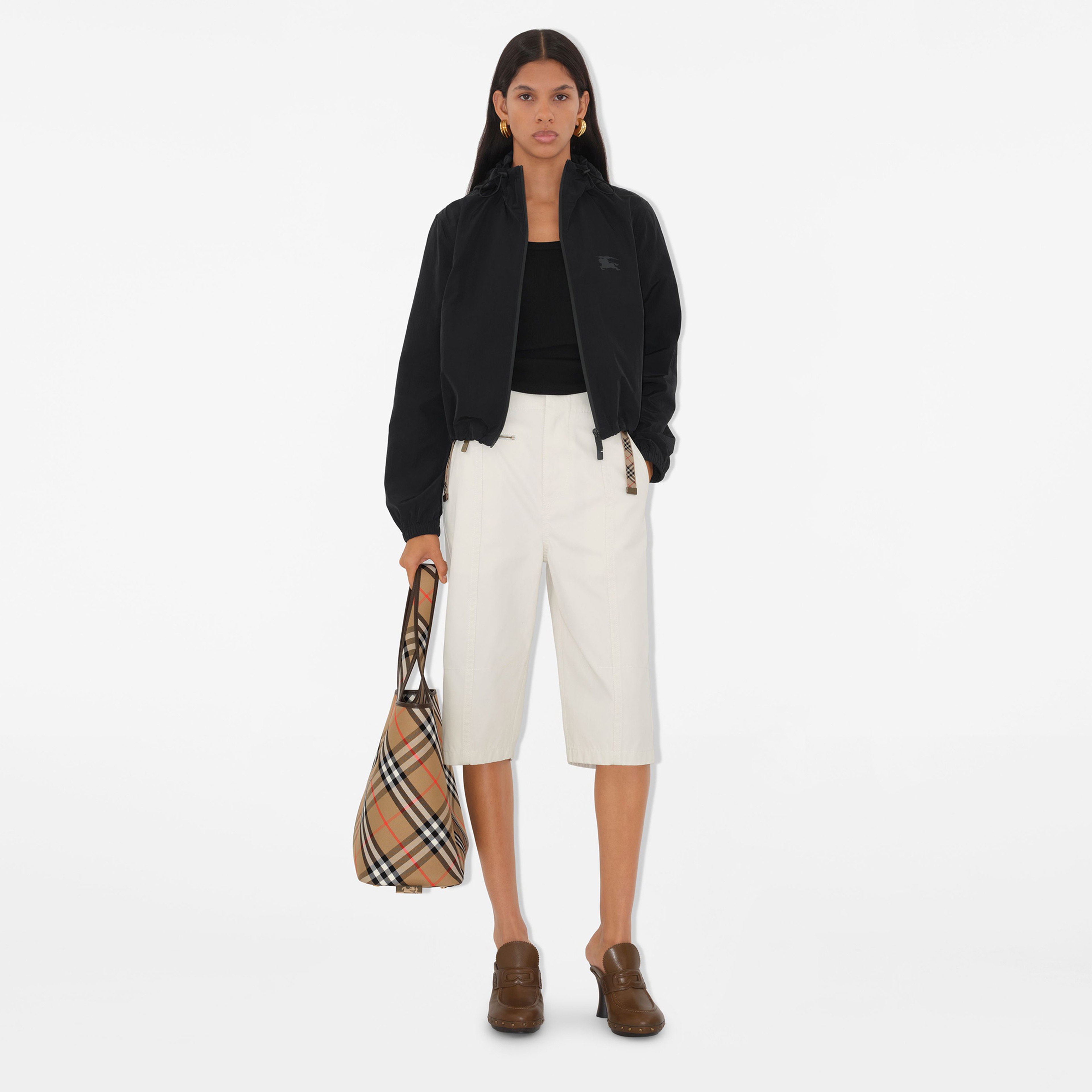 Burberry Kadın Siyah Mont