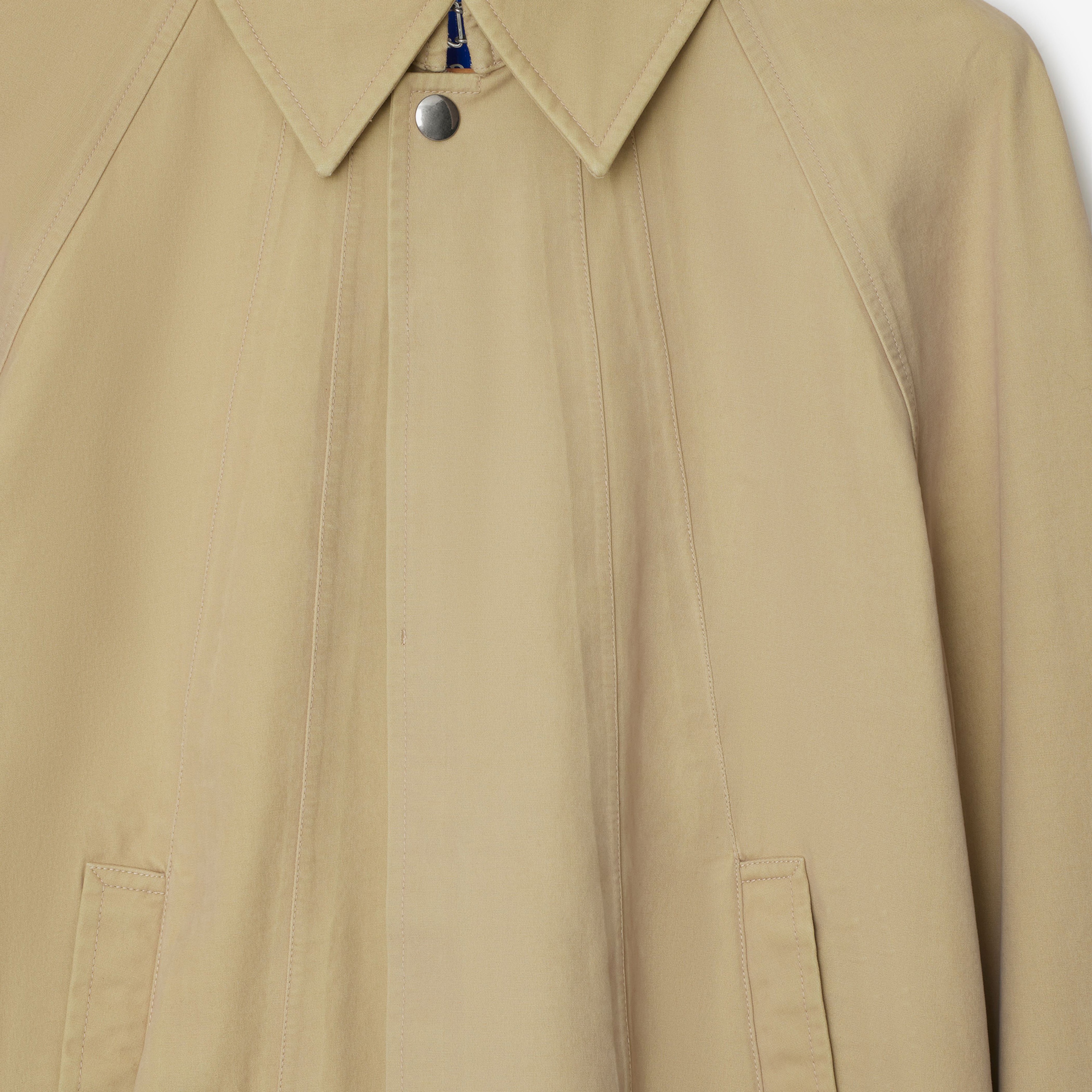 Burberry Kadın Bej Mont