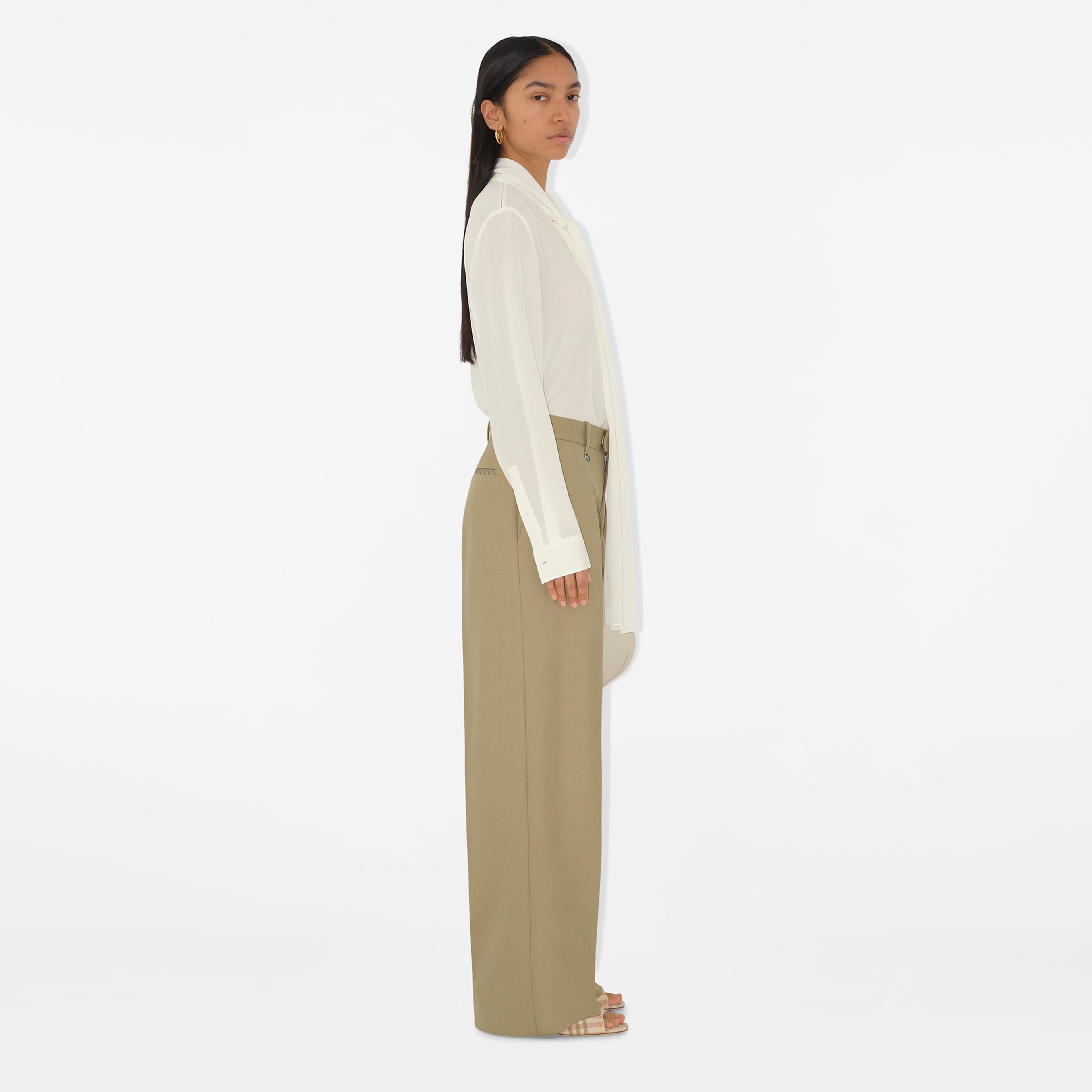 Burberry Kadın Bej Pantolon