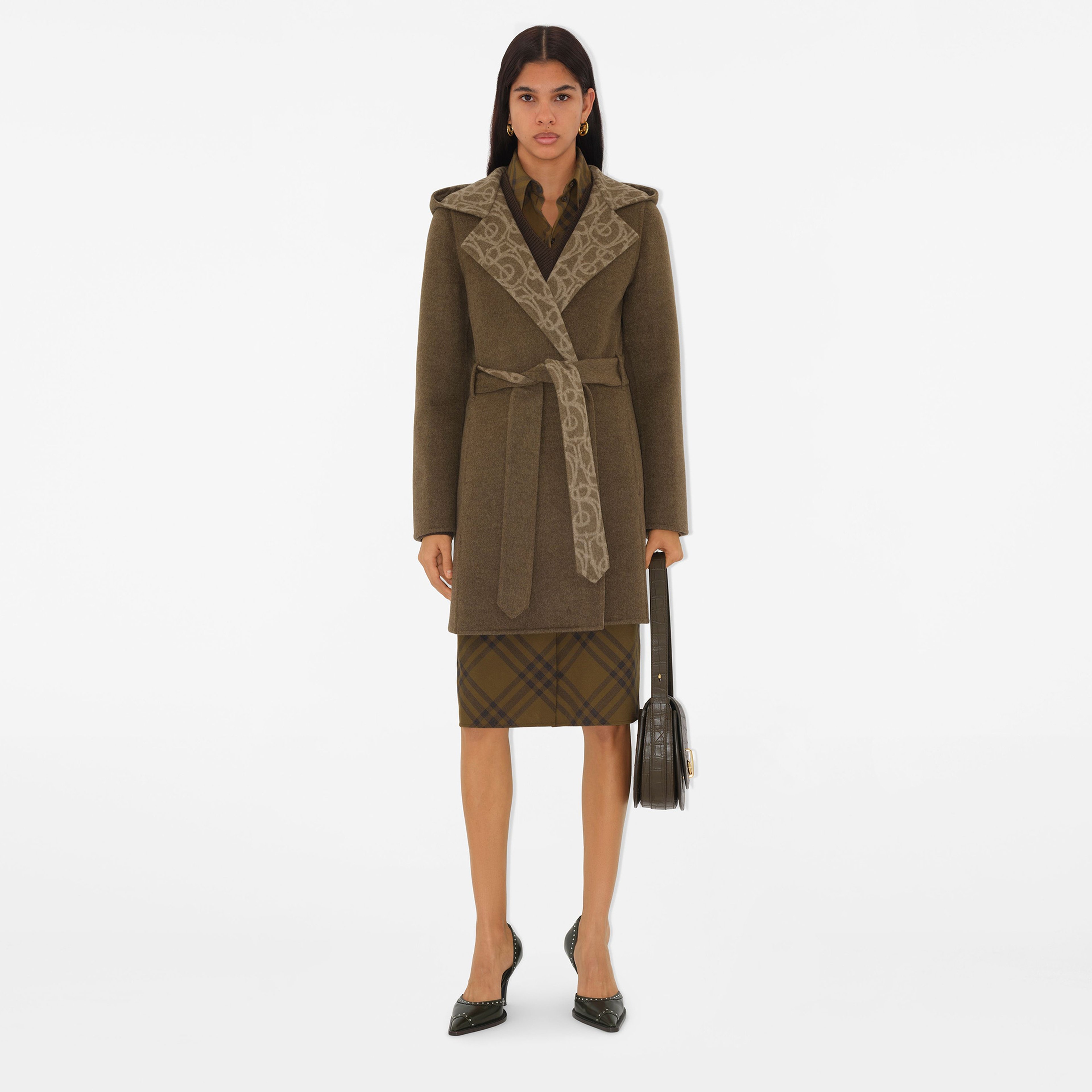 Burberry Kadın Bej Kaban