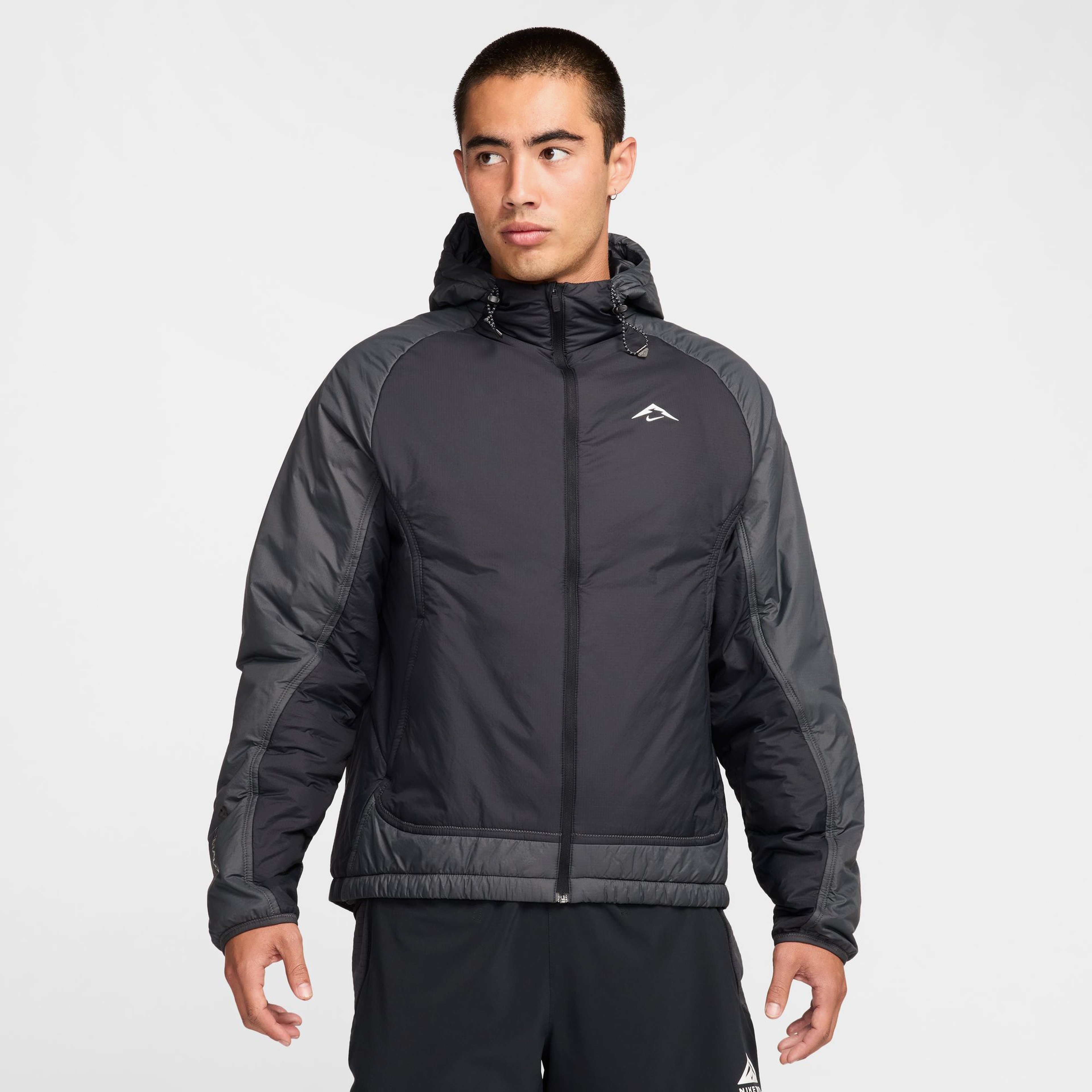 Nike Trail PrimaLoft Erkek Siyah Koşu Ceketi