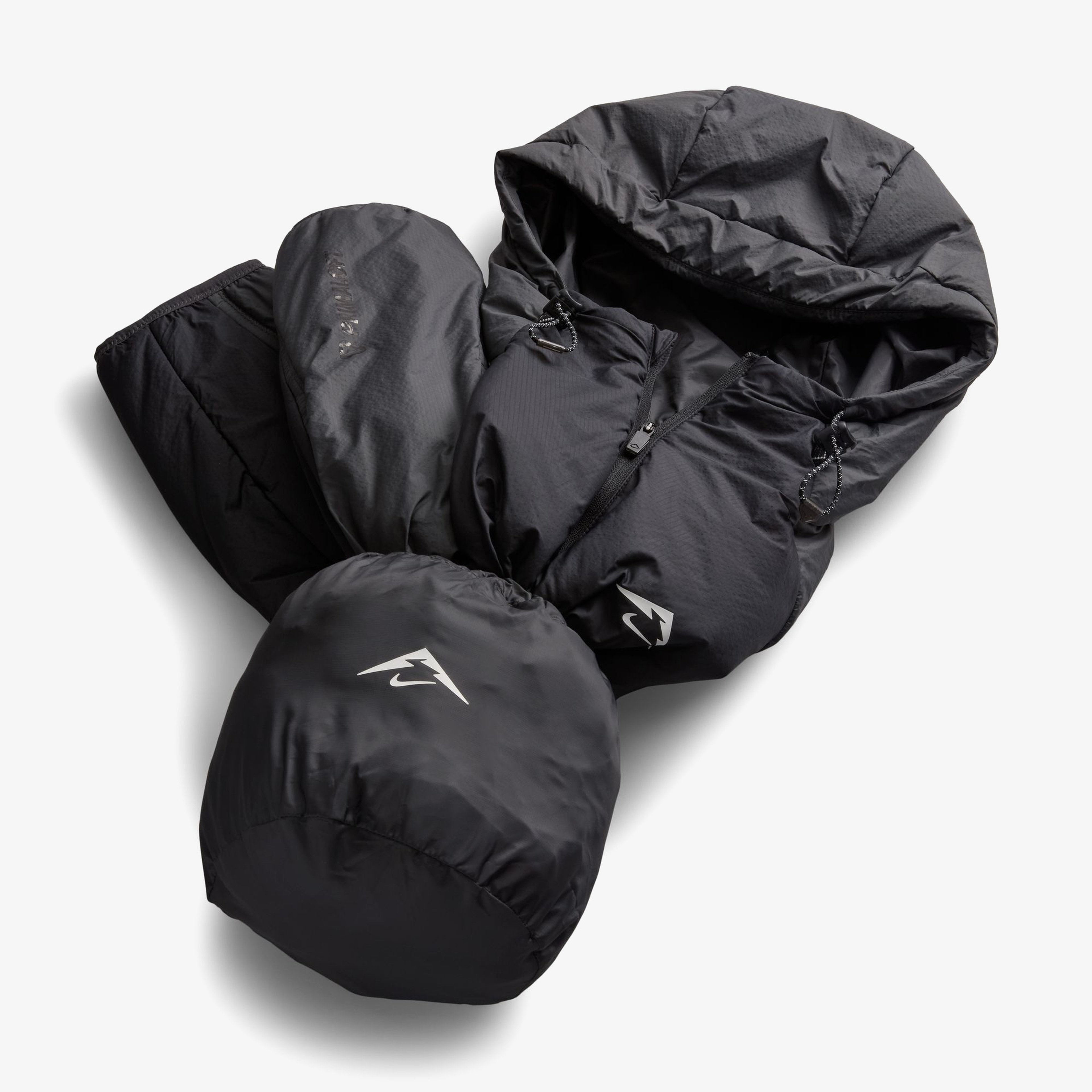 Nike Trail PrimaLoft Erkek Siyah Koşu Ceketi