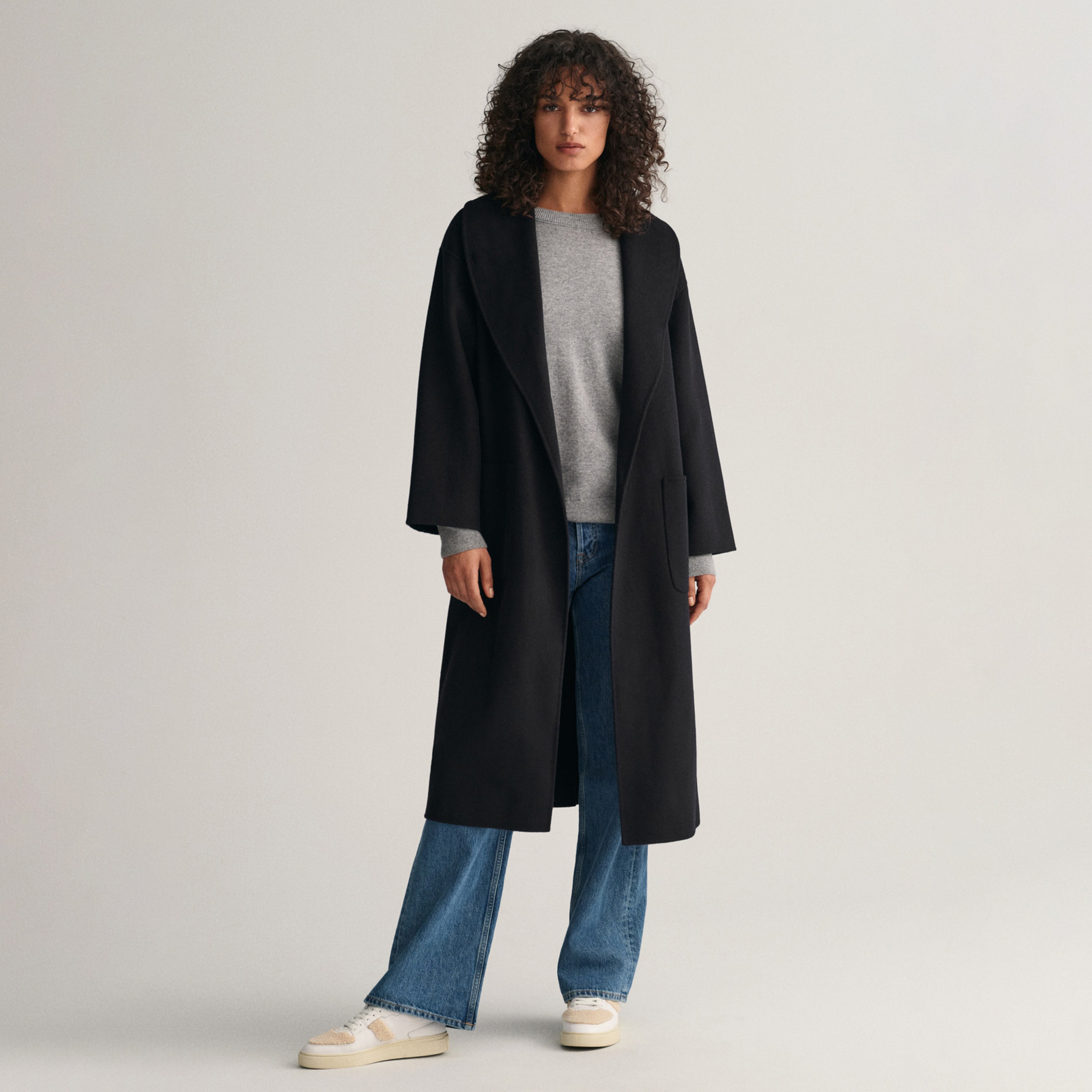 GANT Kadın Siyah Oversize Fit Klasik Yaka Kaban