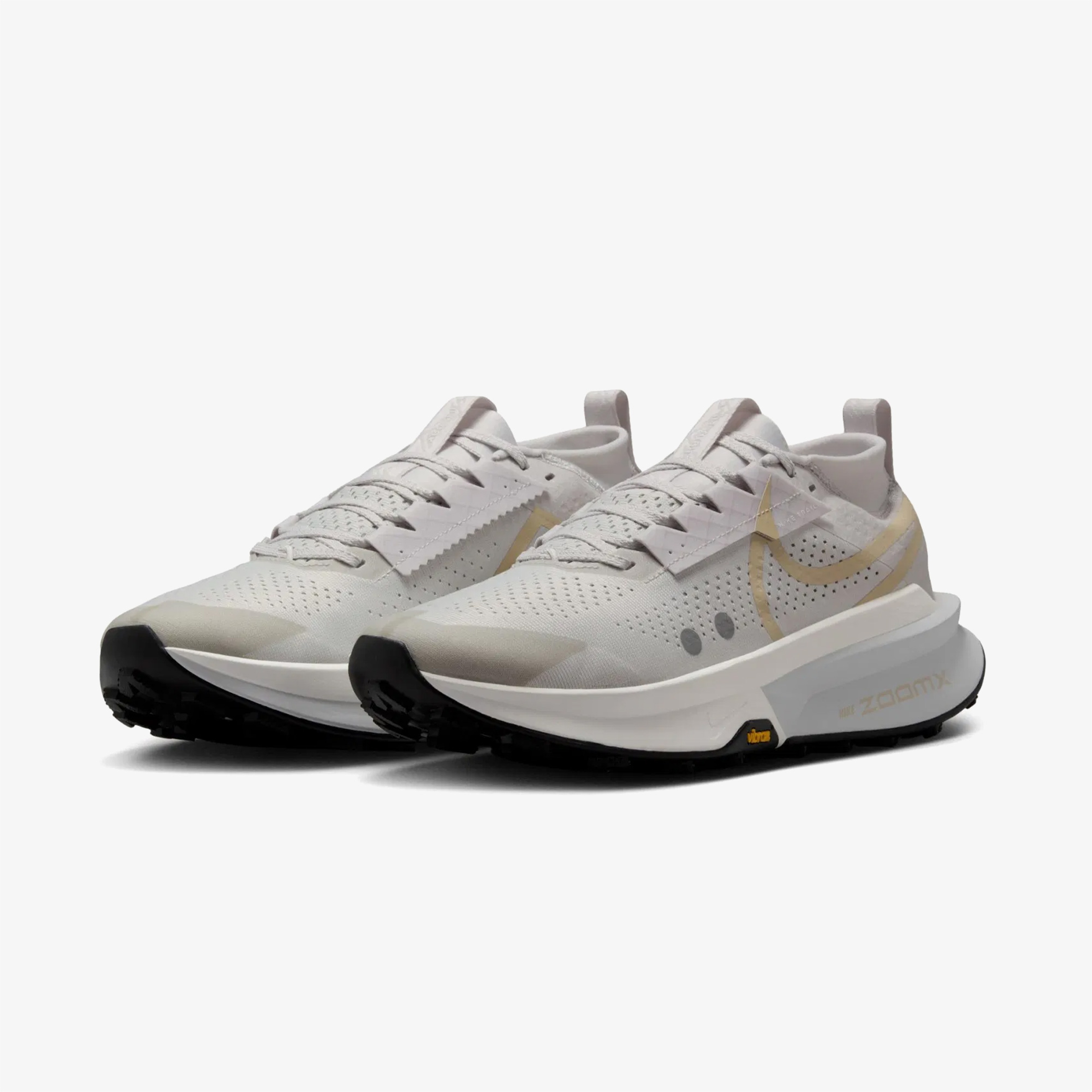 Nike ZoomX Zegama Trail 2 Erkek Siyah Koşu Ayakkabısı