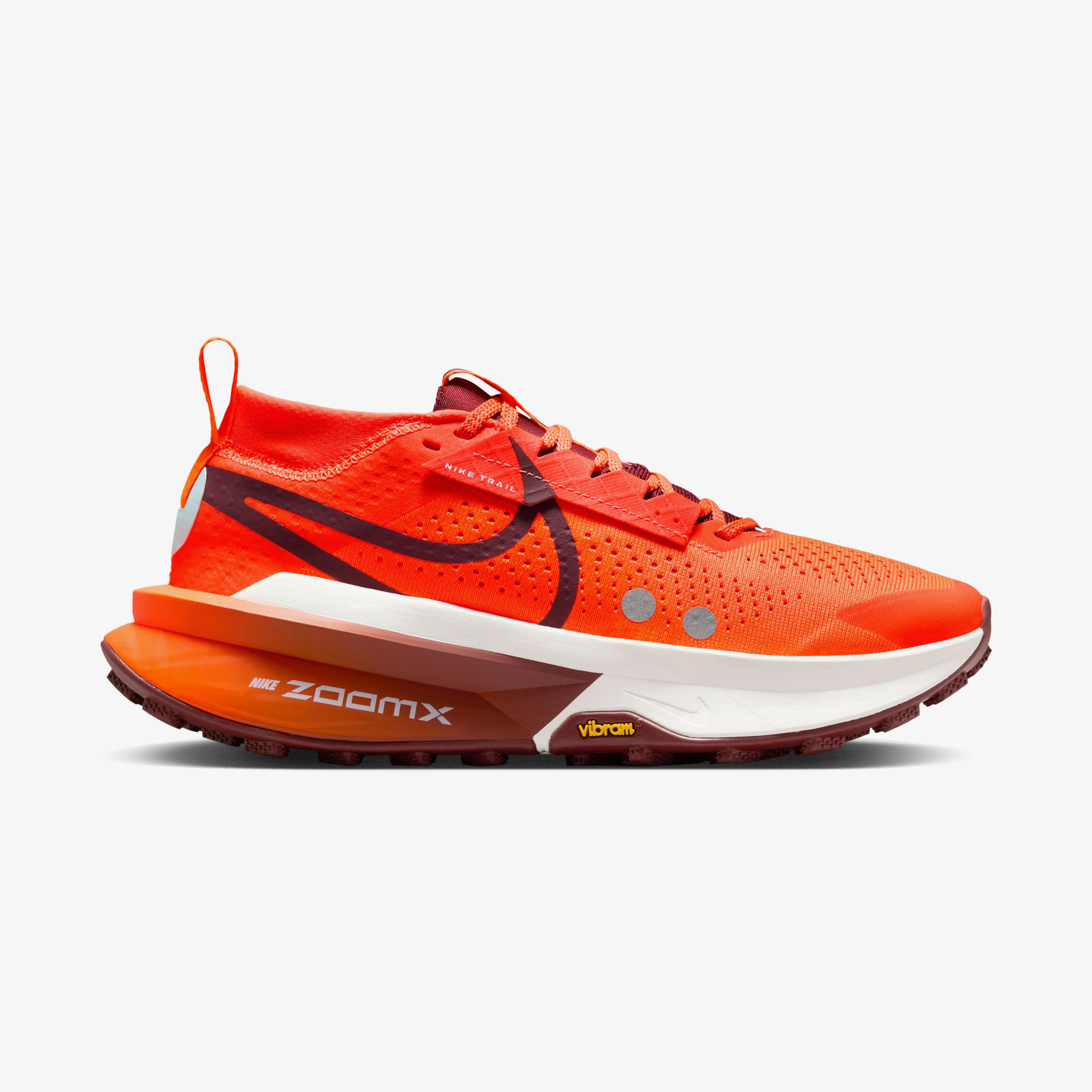 Nike Zoomx Zegama Trail 2 Kadın Turuncu Koşu Ayakkabısı