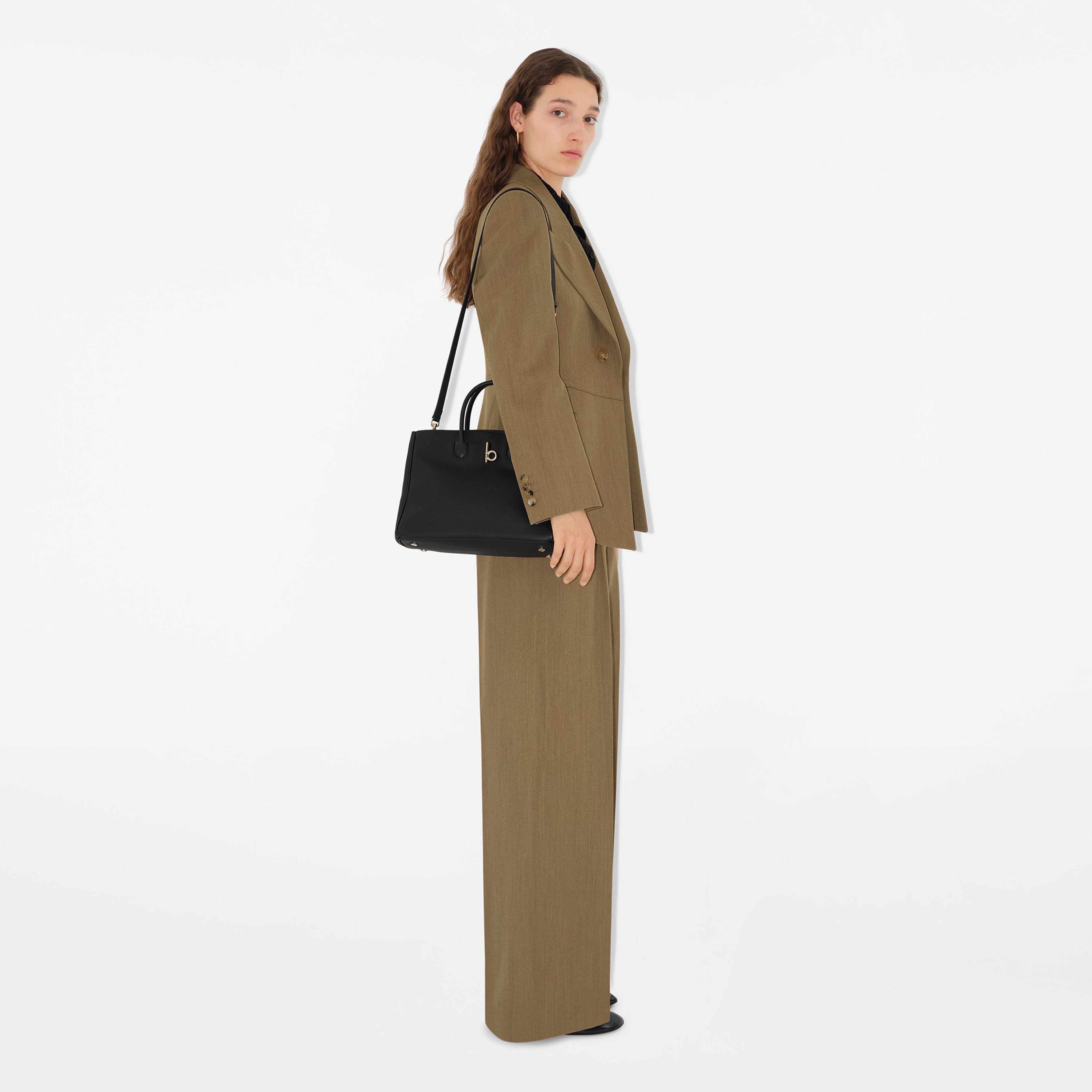 Burberry Kadın Siyah Çanta