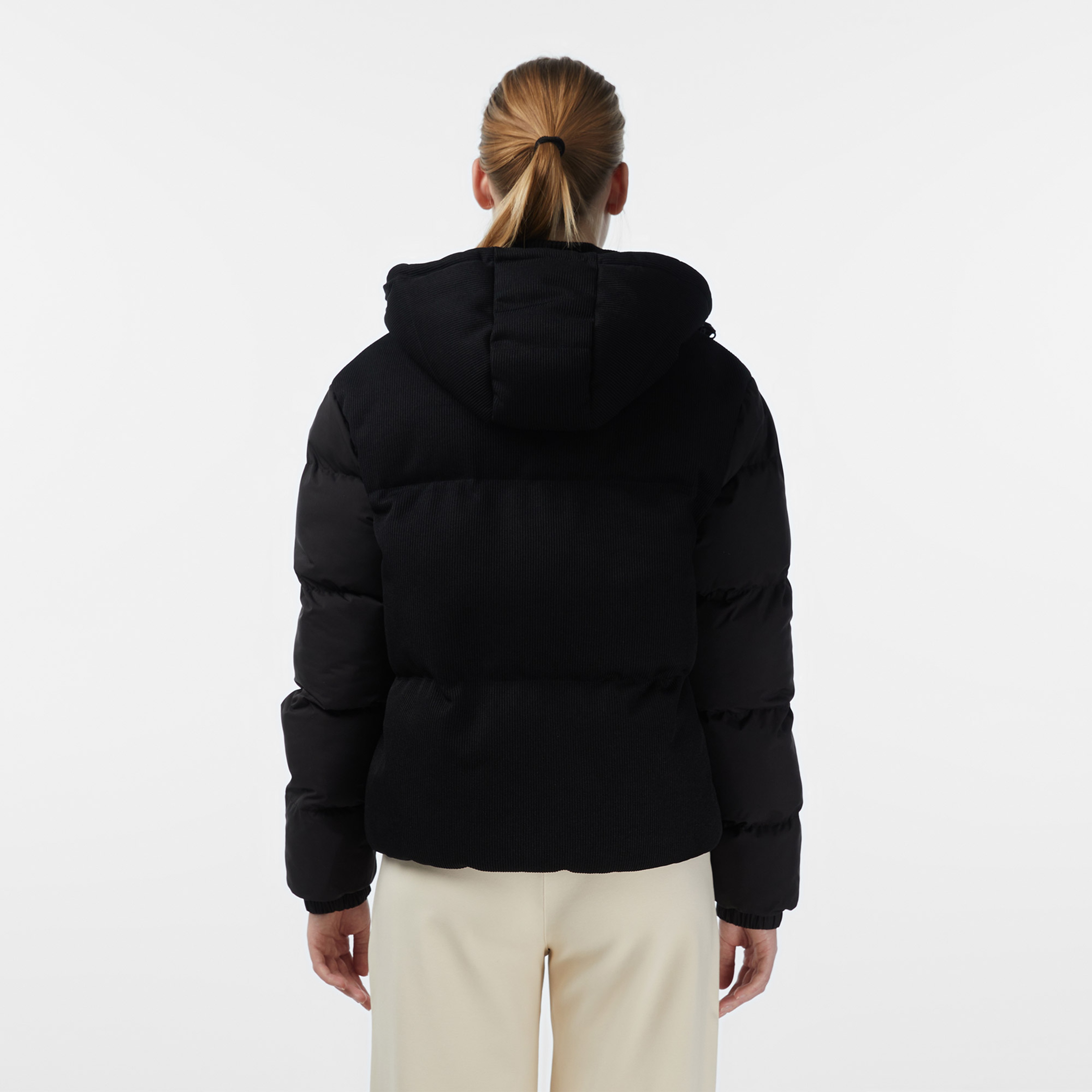 Lacoste Kadın Kapüşonlu Siyah Mont