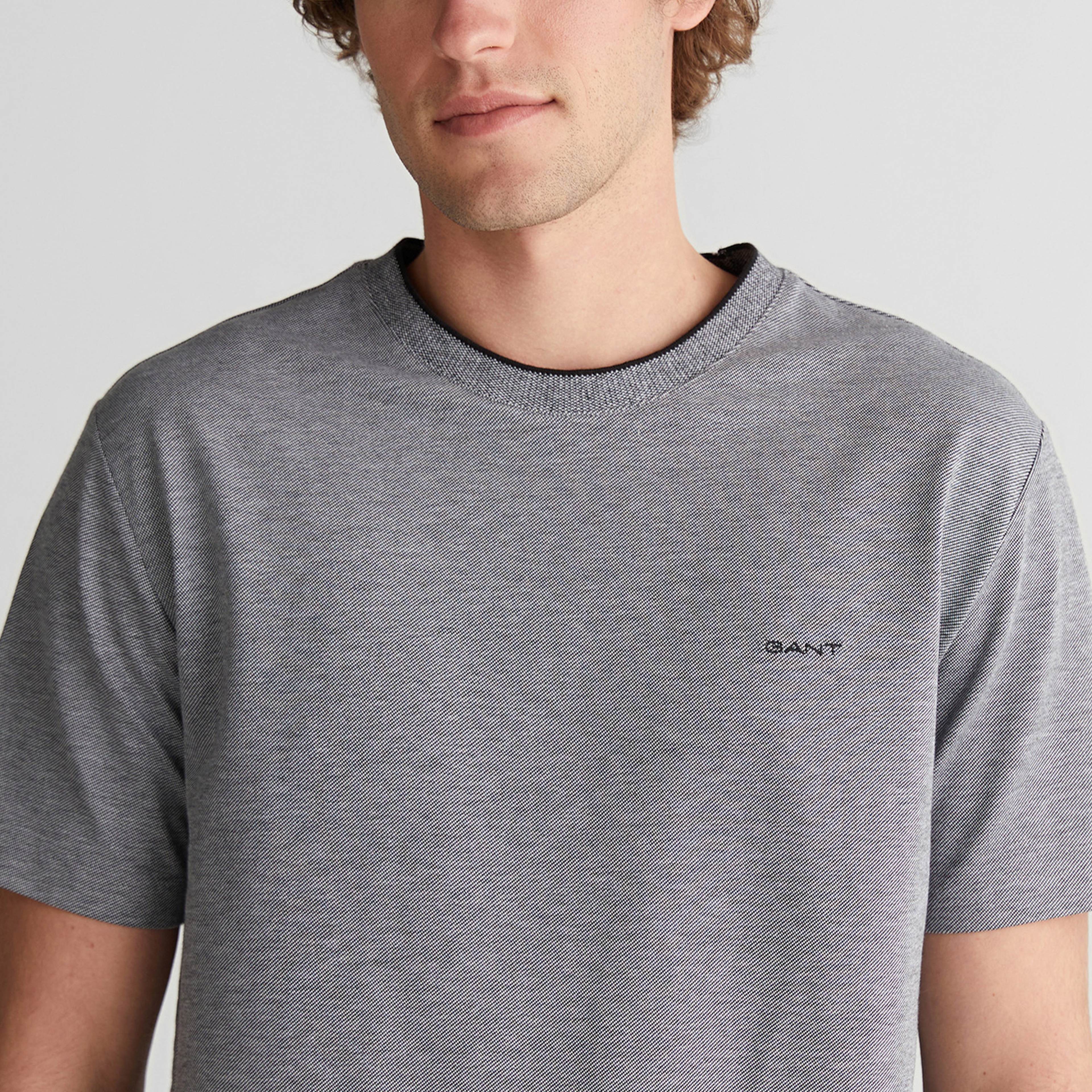 GANT Erkek Siyah Bisiklet Yaka Regular Fit T-Shirt