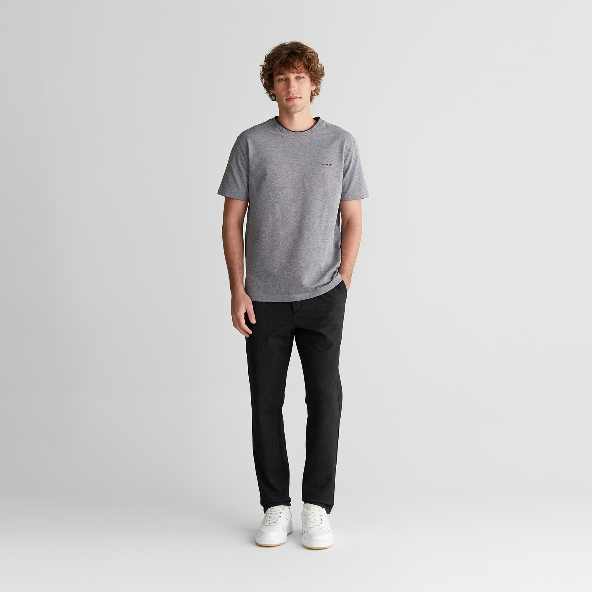 GANT Erkek Siyah Bisiklet Yaka Regular Fit T-Shirt