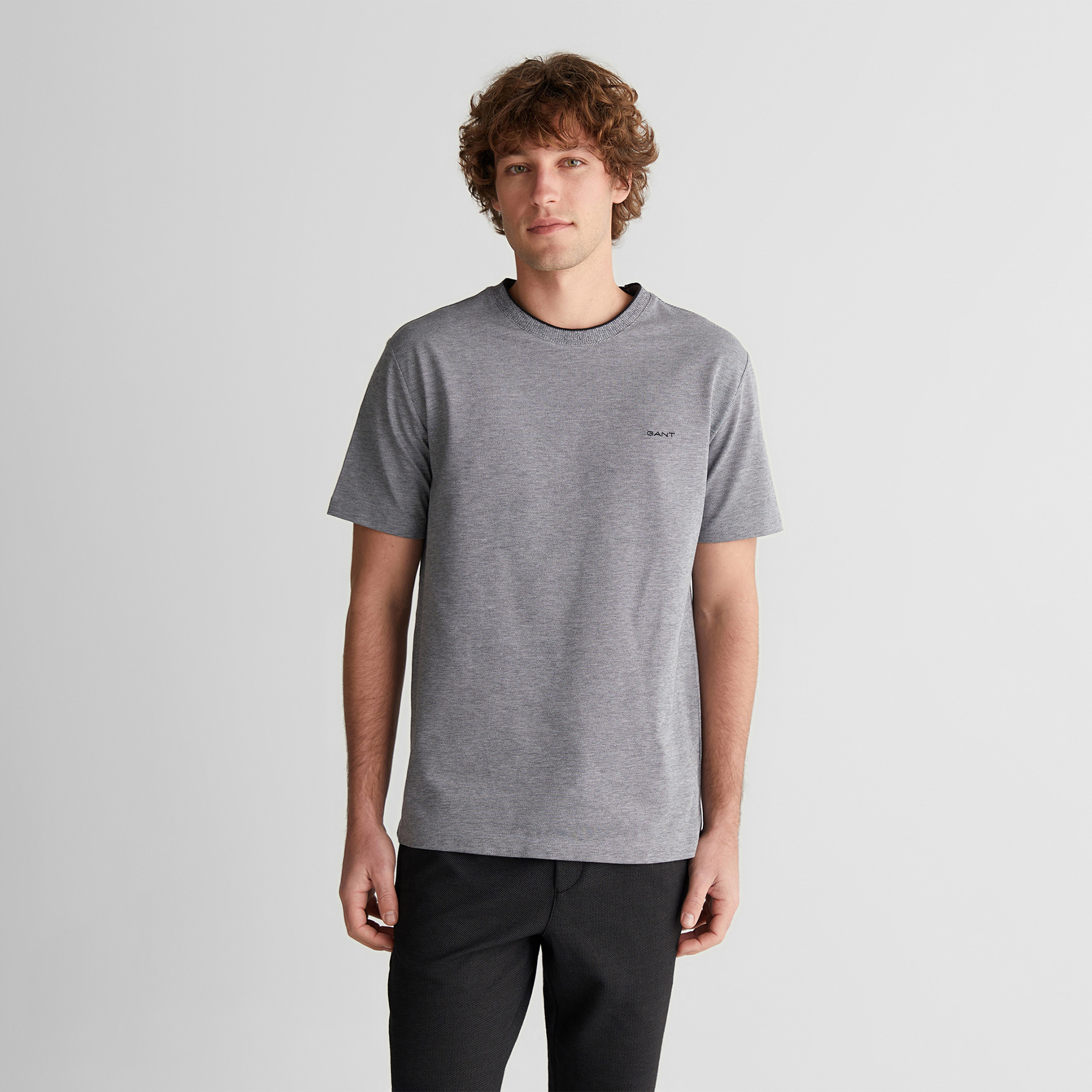 GANT Erkek Siyah Bisiklet Yaka Regular Fit T-Shirt