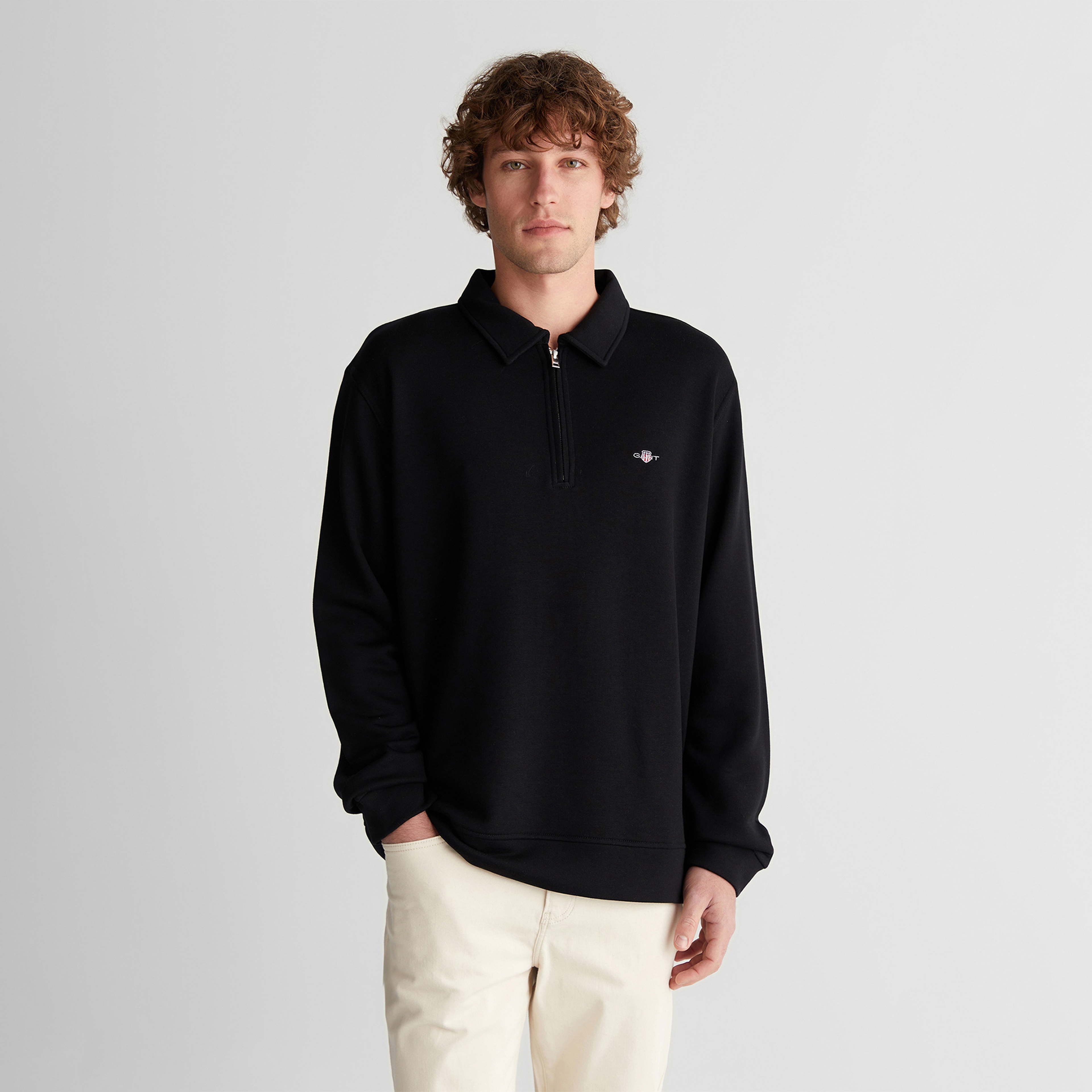 GANT Erkek Siyah Relaxed Fit Yarım Fermuarlı Logolu Sweatshirt