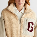 Logo-patched quilted jacket
