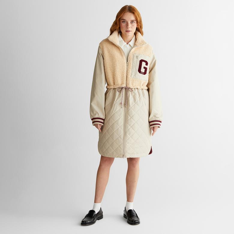 Logo-patched quilted jacket