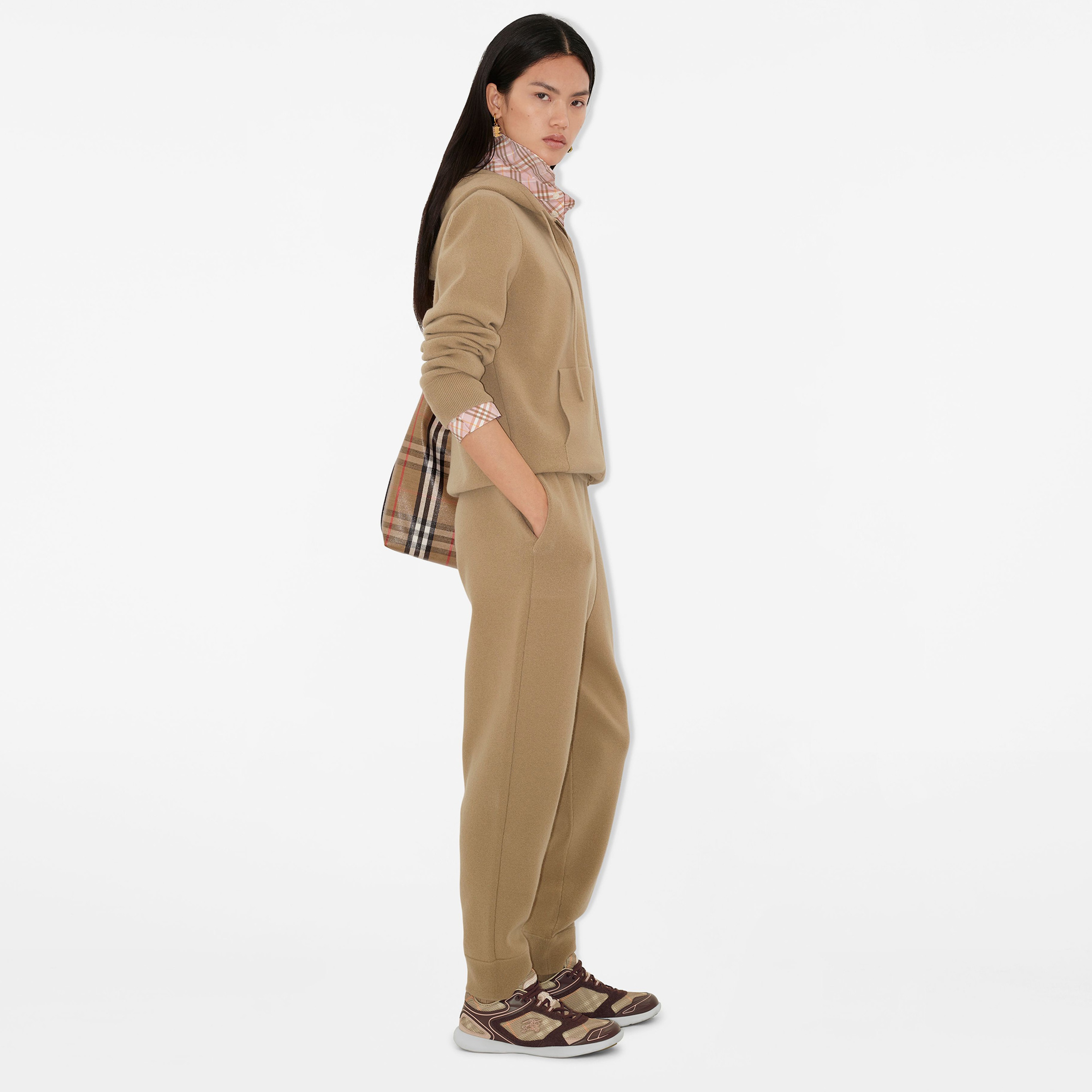 Burberry Kadın Bej Pantolon