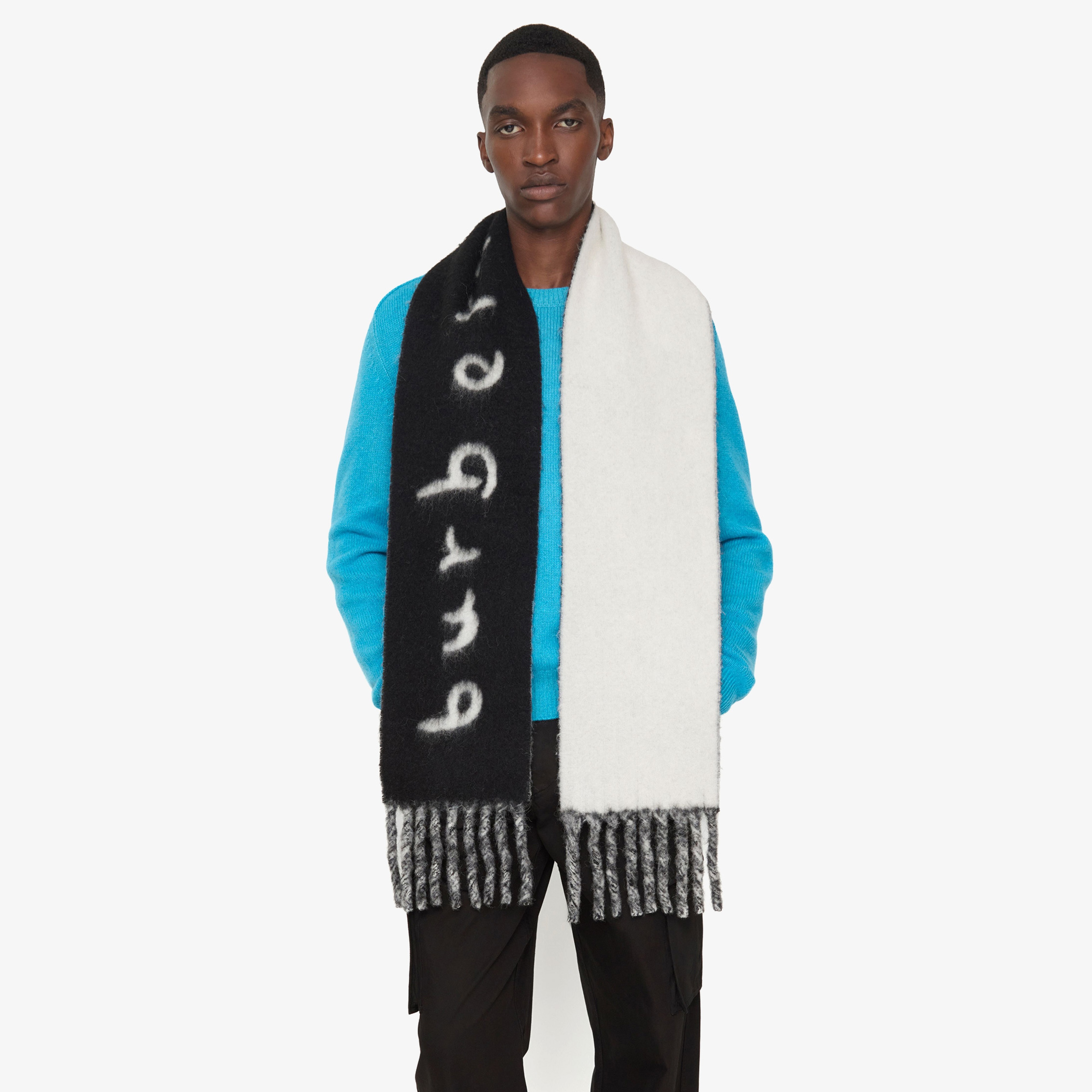 Burberry Kadın Siyah Atkı