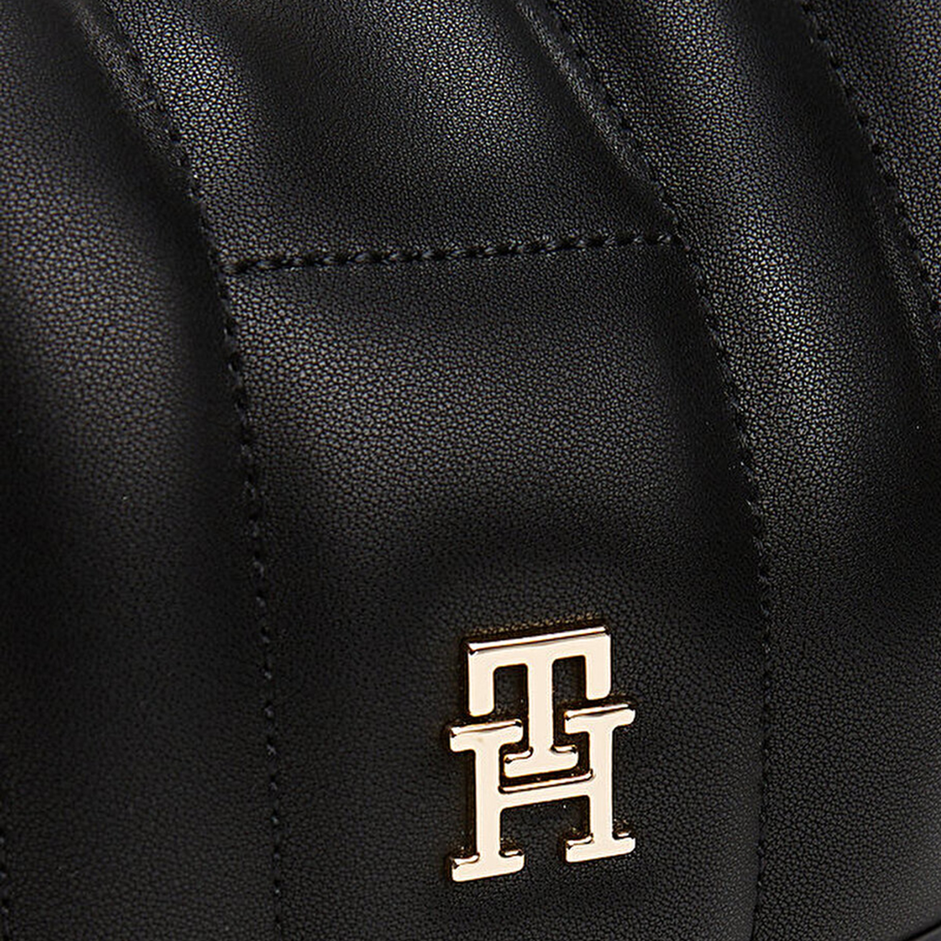 Tommy Hilfiger Feminine Moon Kadın Siyah Çapraz Çanta