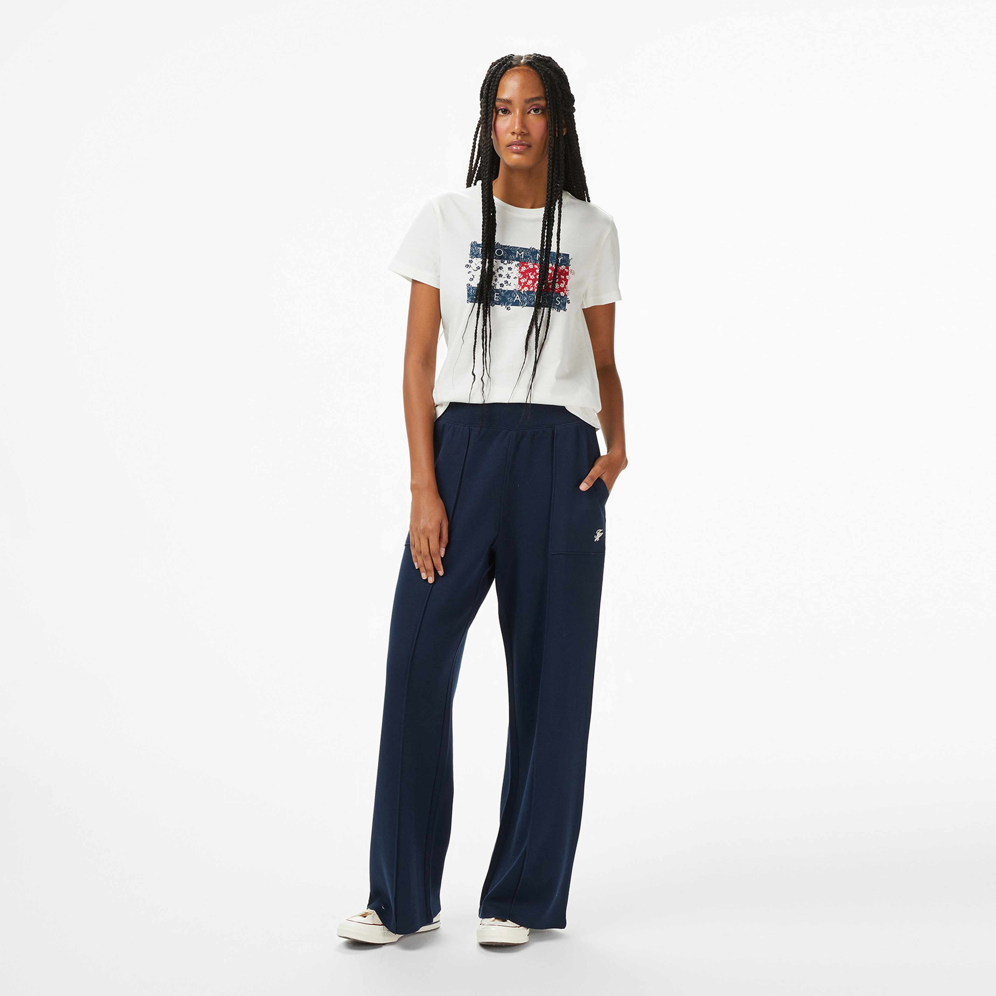 Tommy Jeans Regular Floral Flag Kadın Beyaz T-Shirt