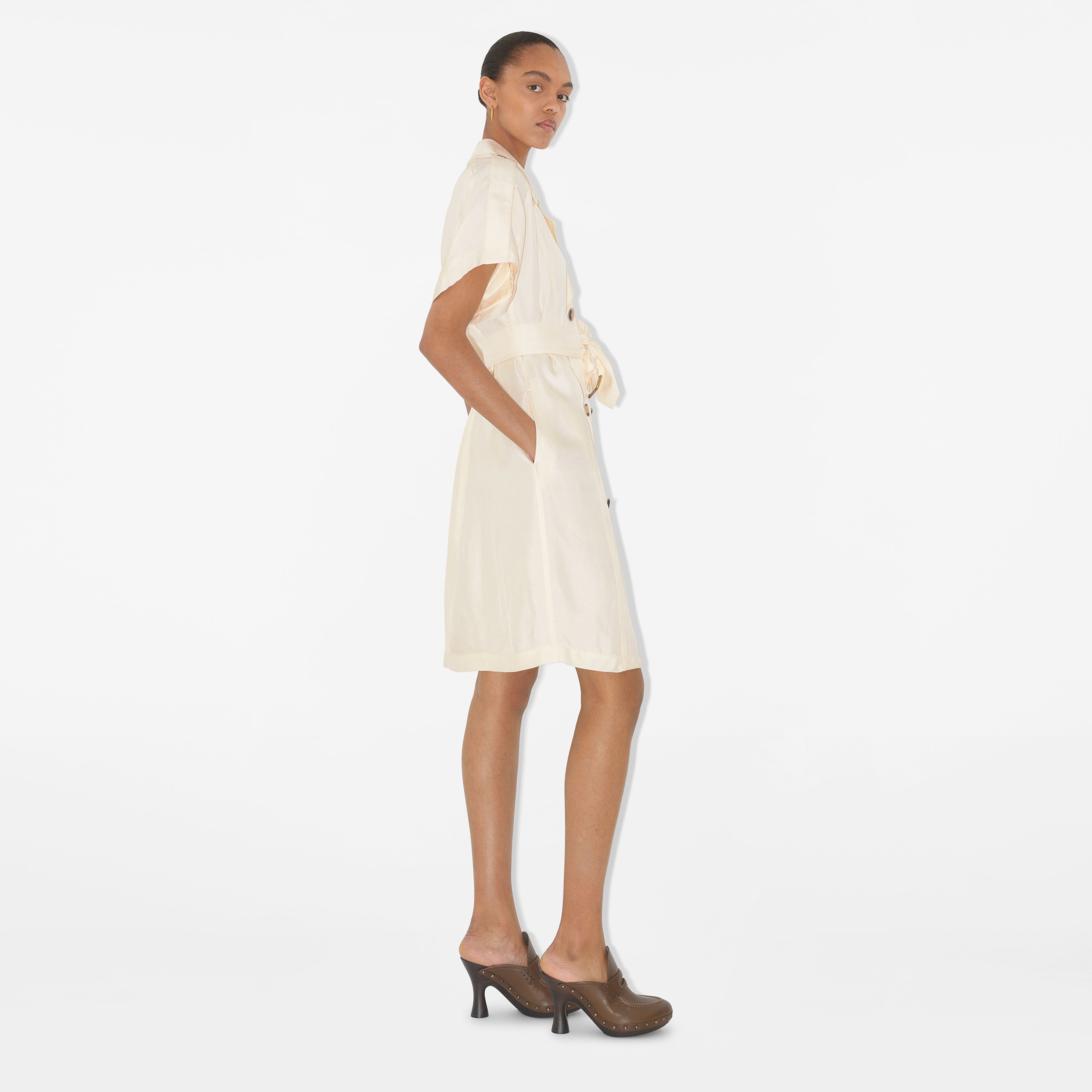 Burberry Kadın Beyaz Elbise