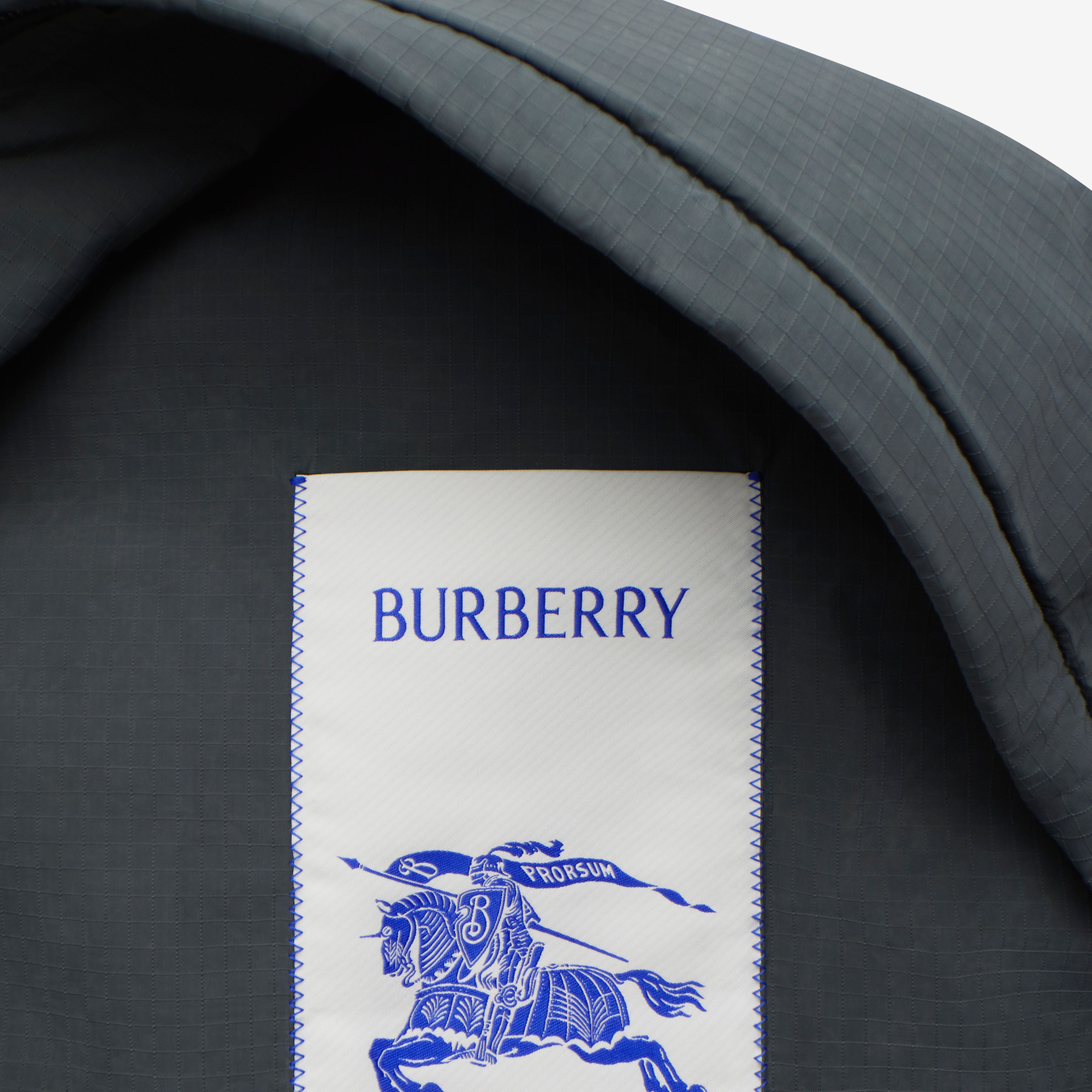 Burberry Kadın Gri Çanta