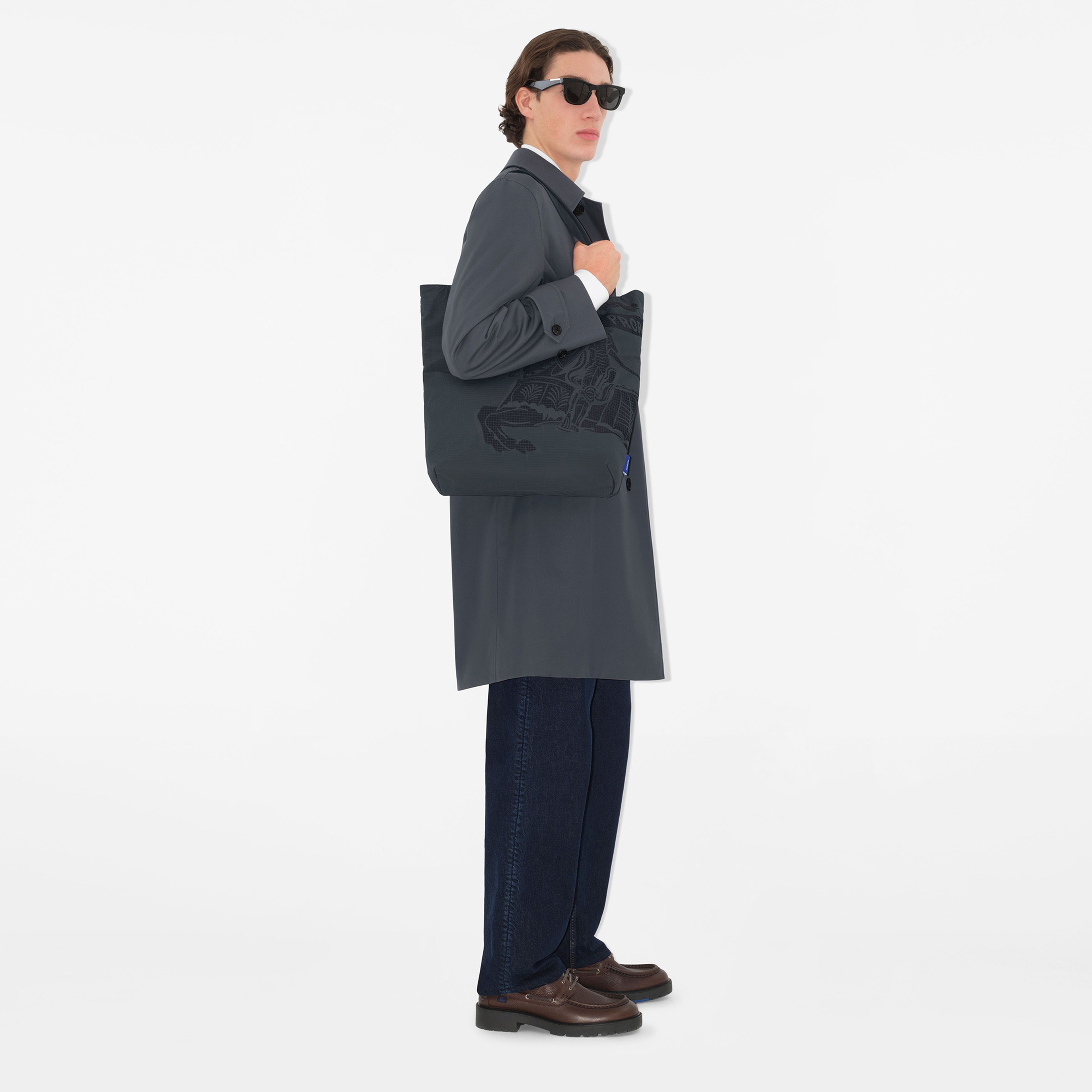 Burberry Kadın Gri Çanta