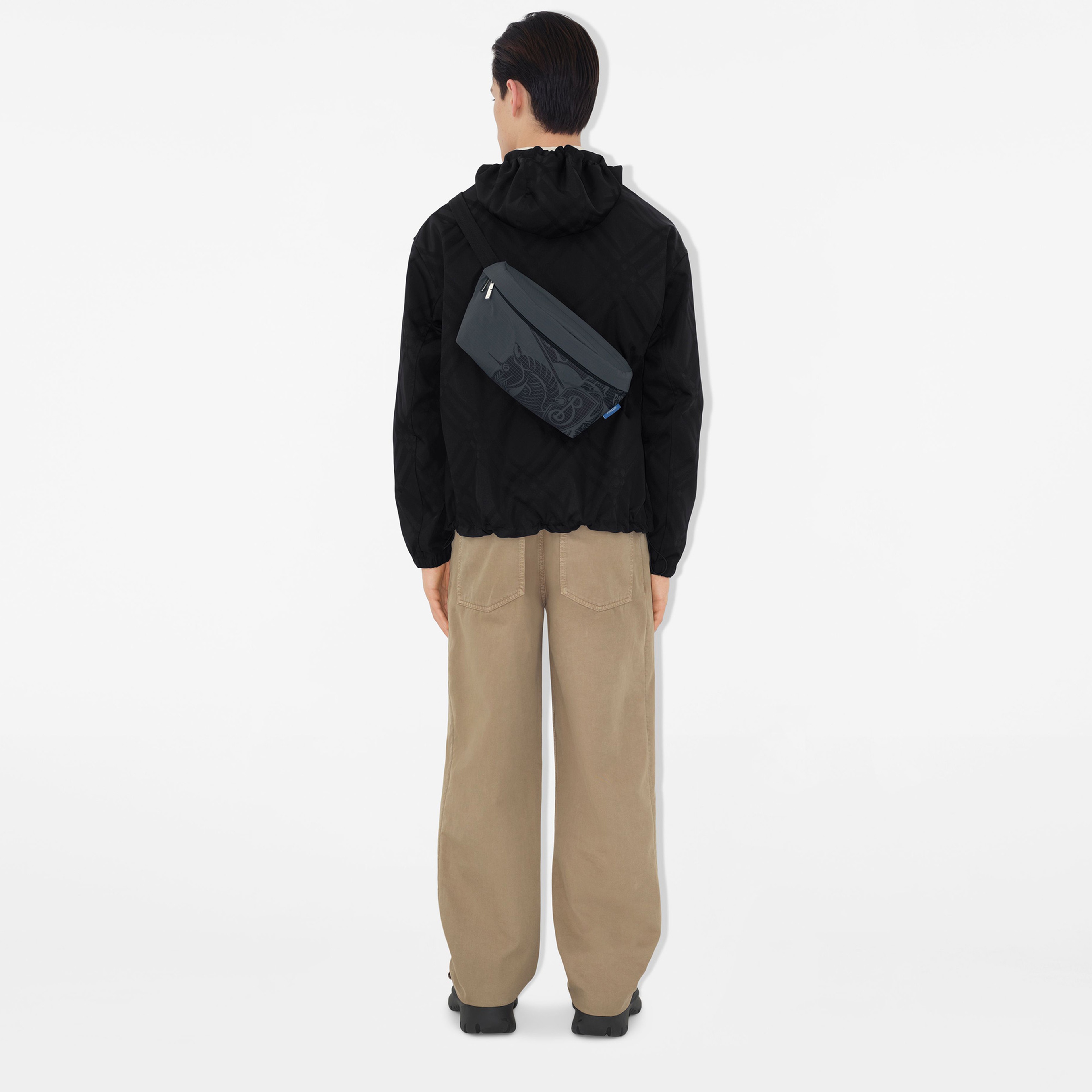 Burberry Kadın Gri Çanta