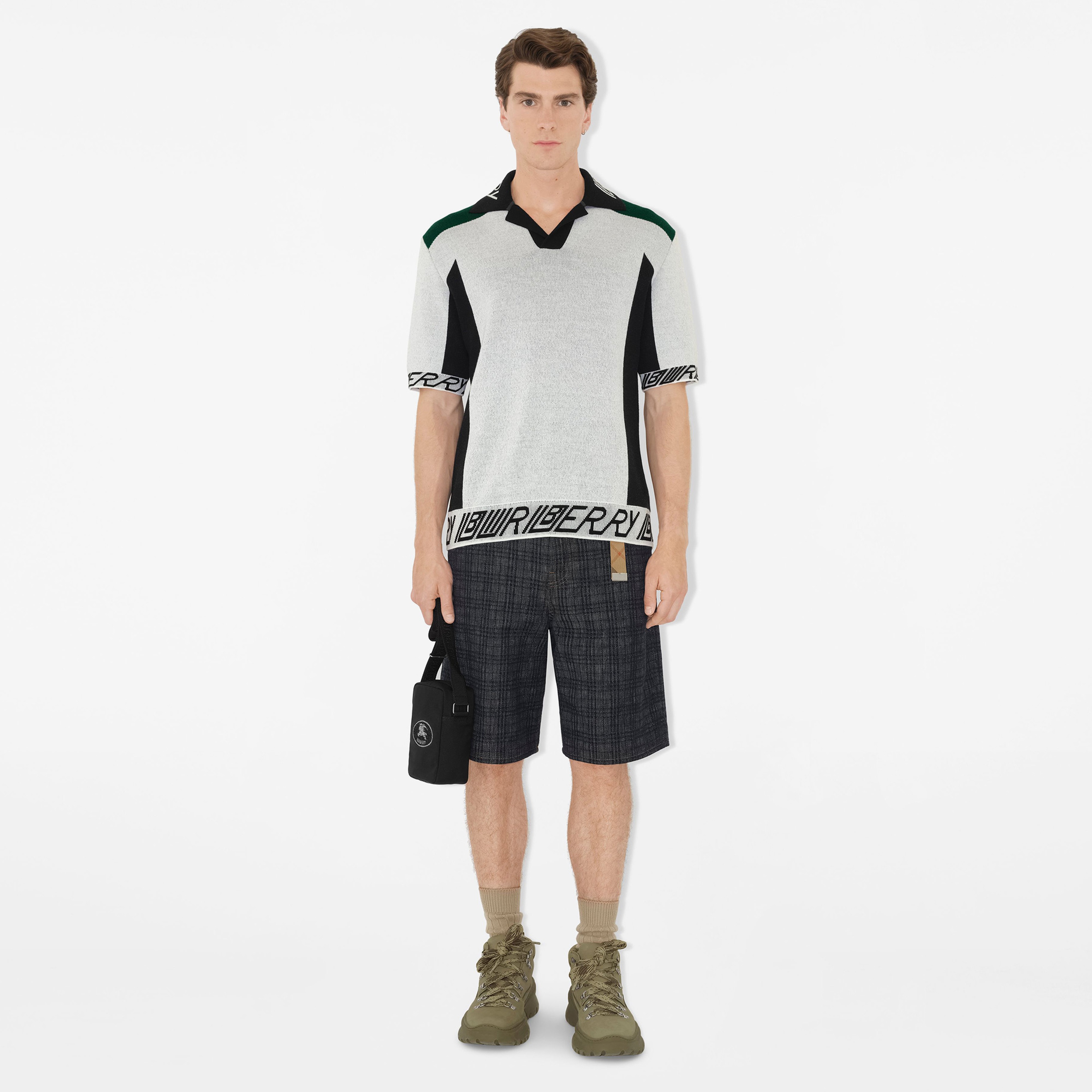 Burberry Kadın Siyah Çanta