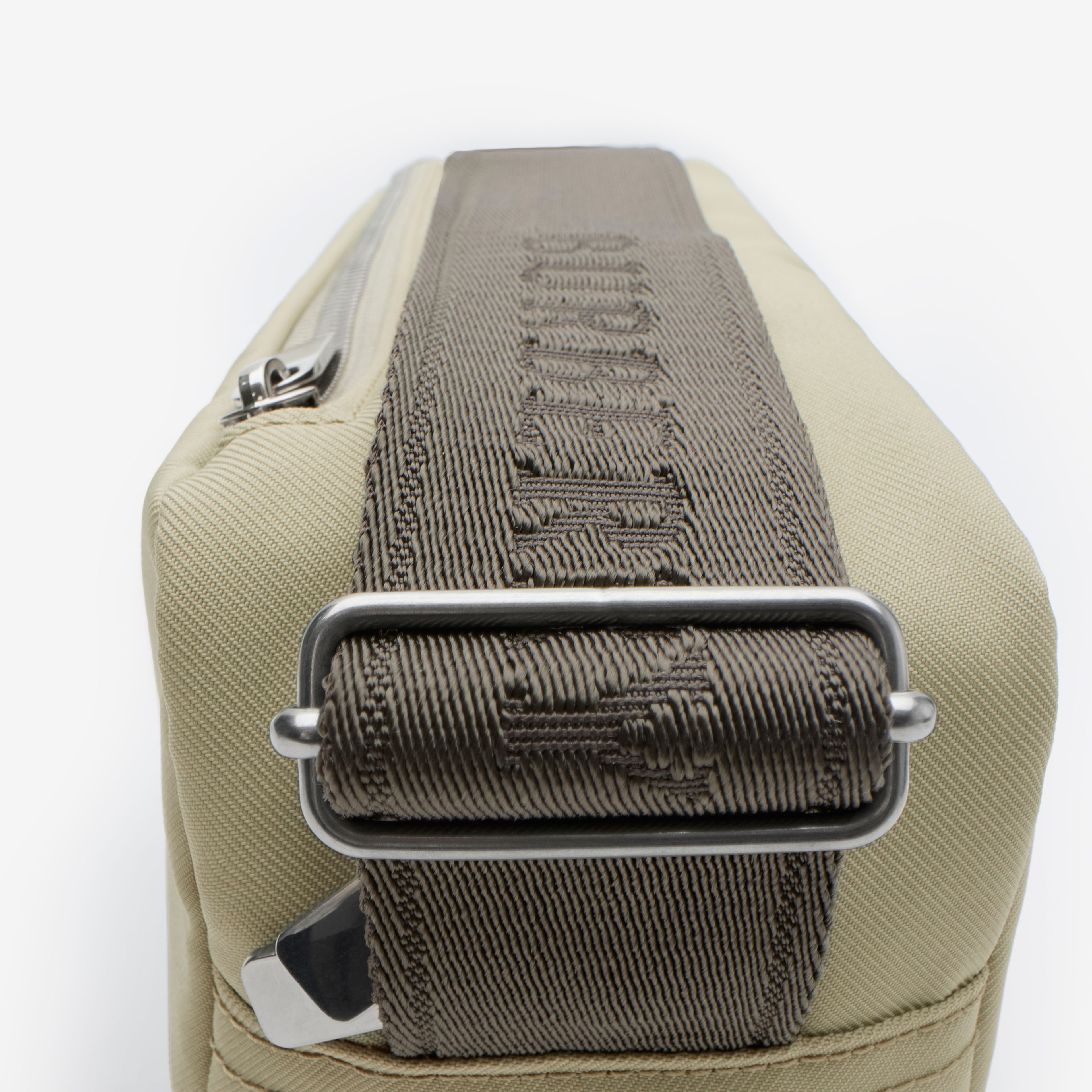 Burberry Kadın Yeşil Çanta