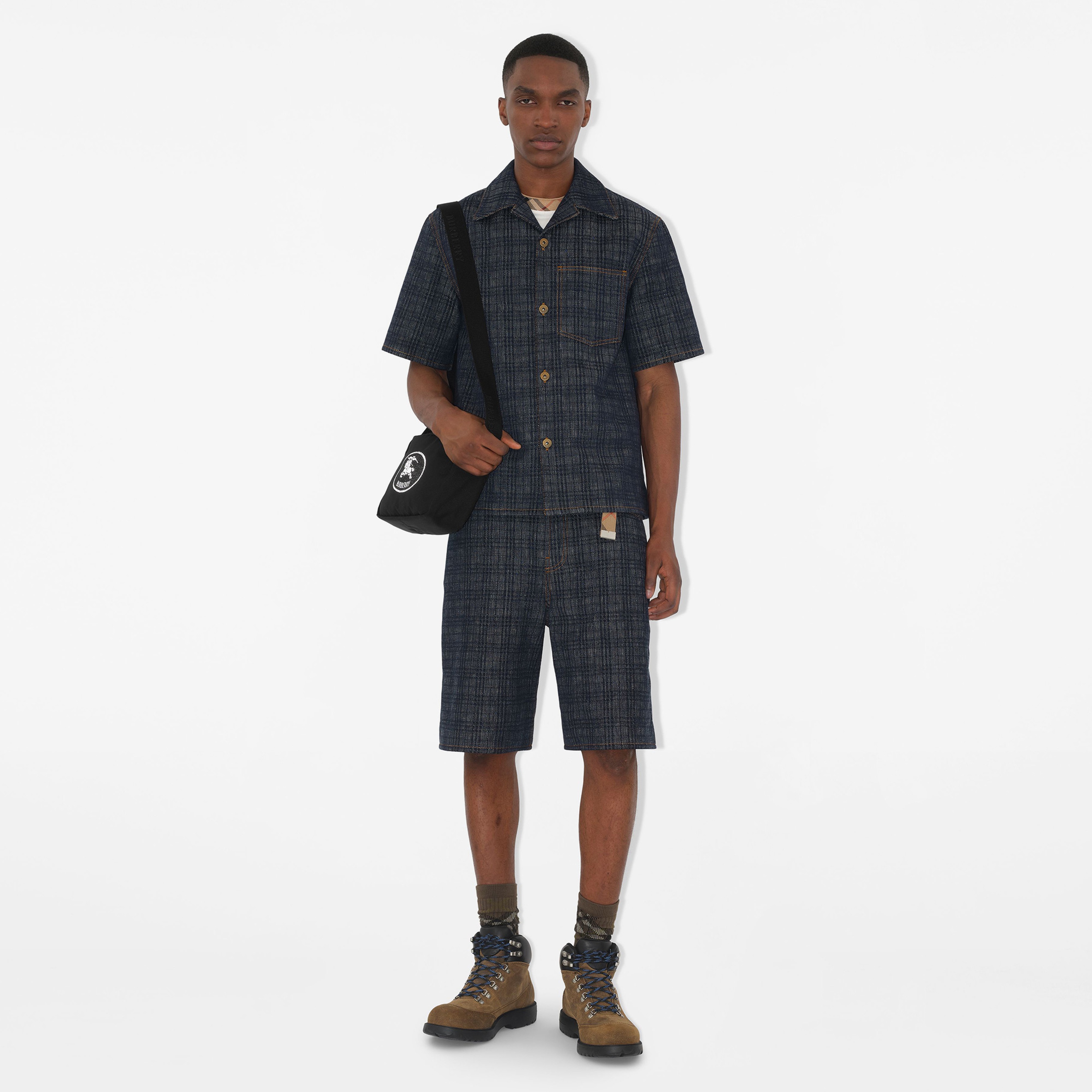 Burberry Kadın Siyah Çanta