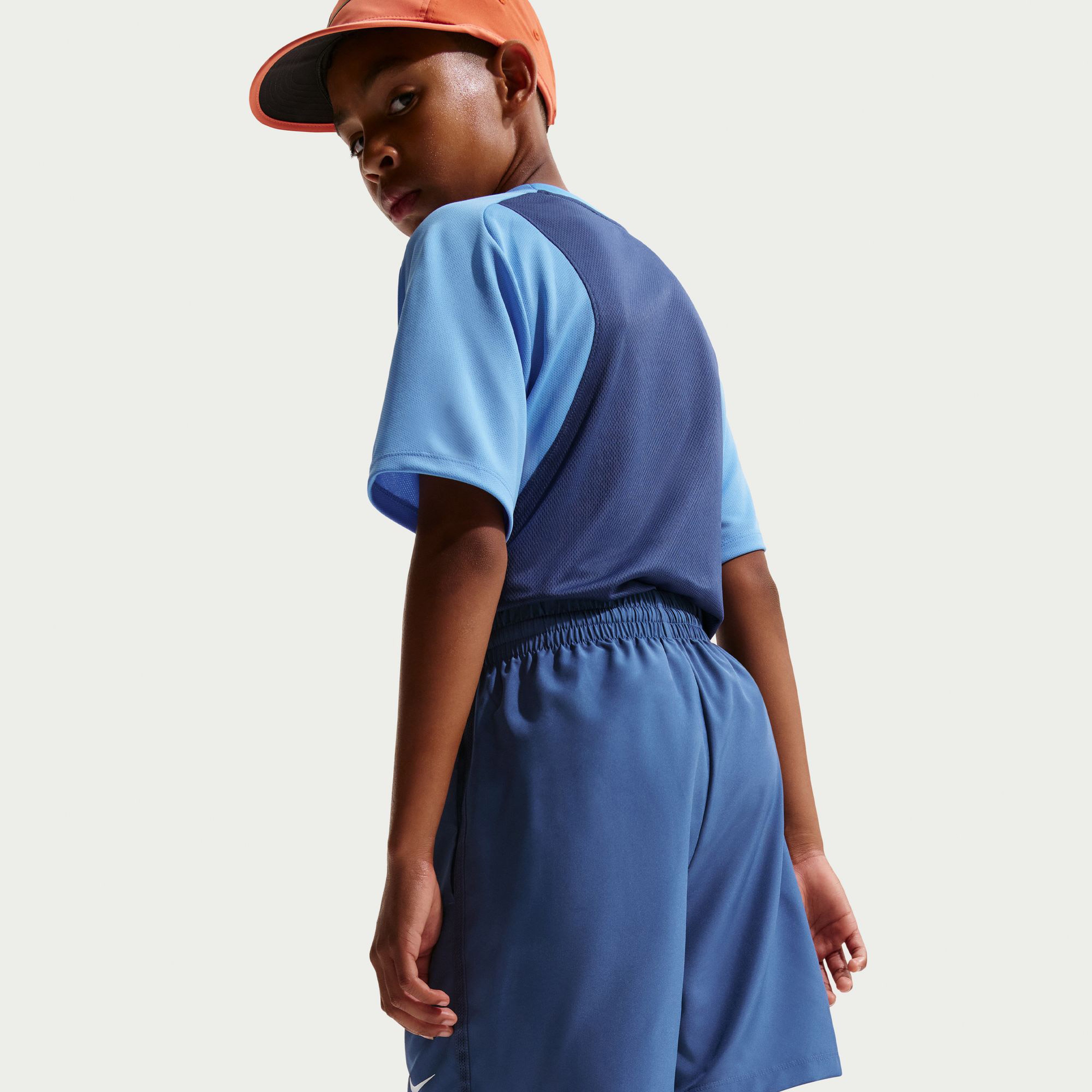 Nike Multi Çocuk Lacivert Antrenman Şortu