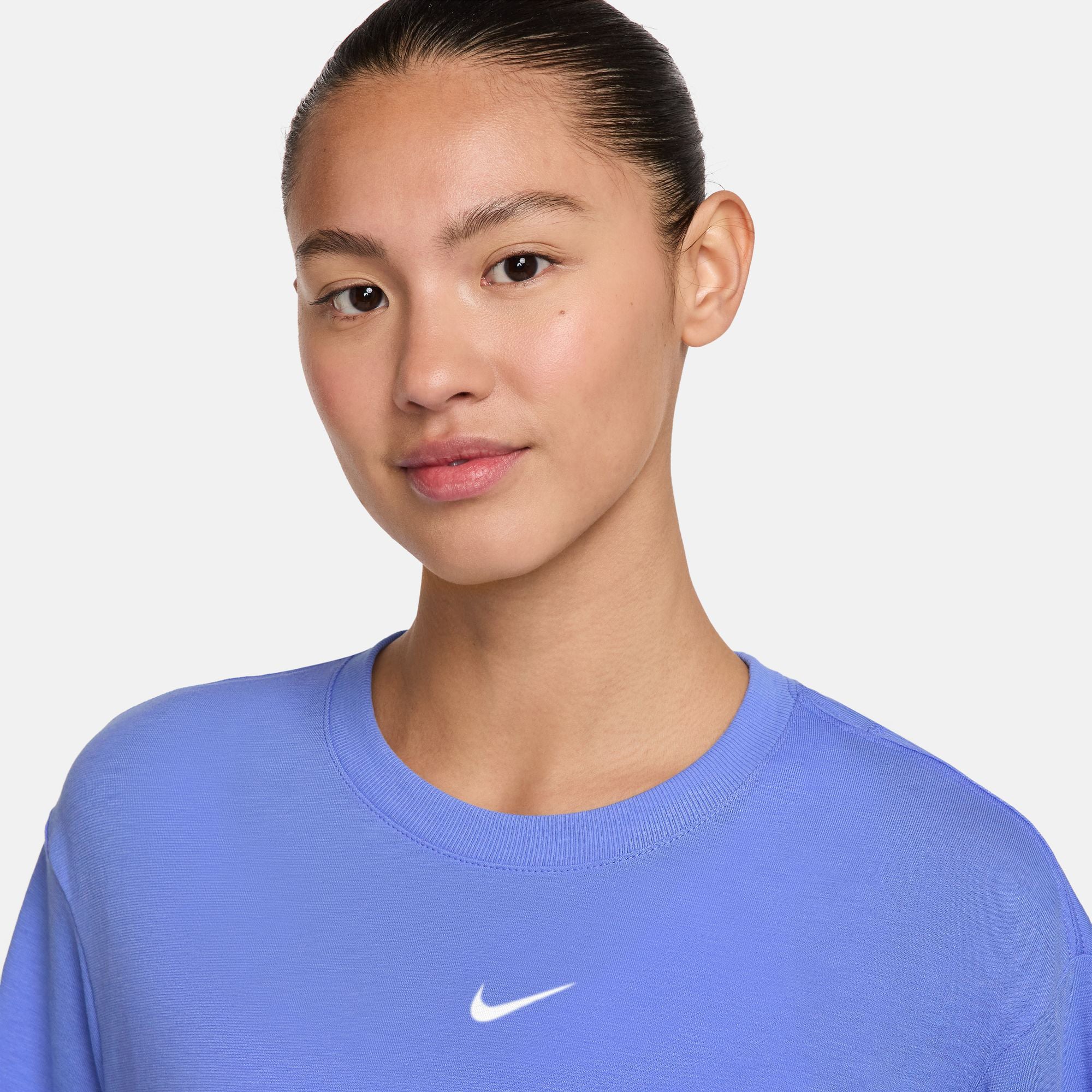 Nike One Relaxed Kadın Mor Antrenman T-Shirt