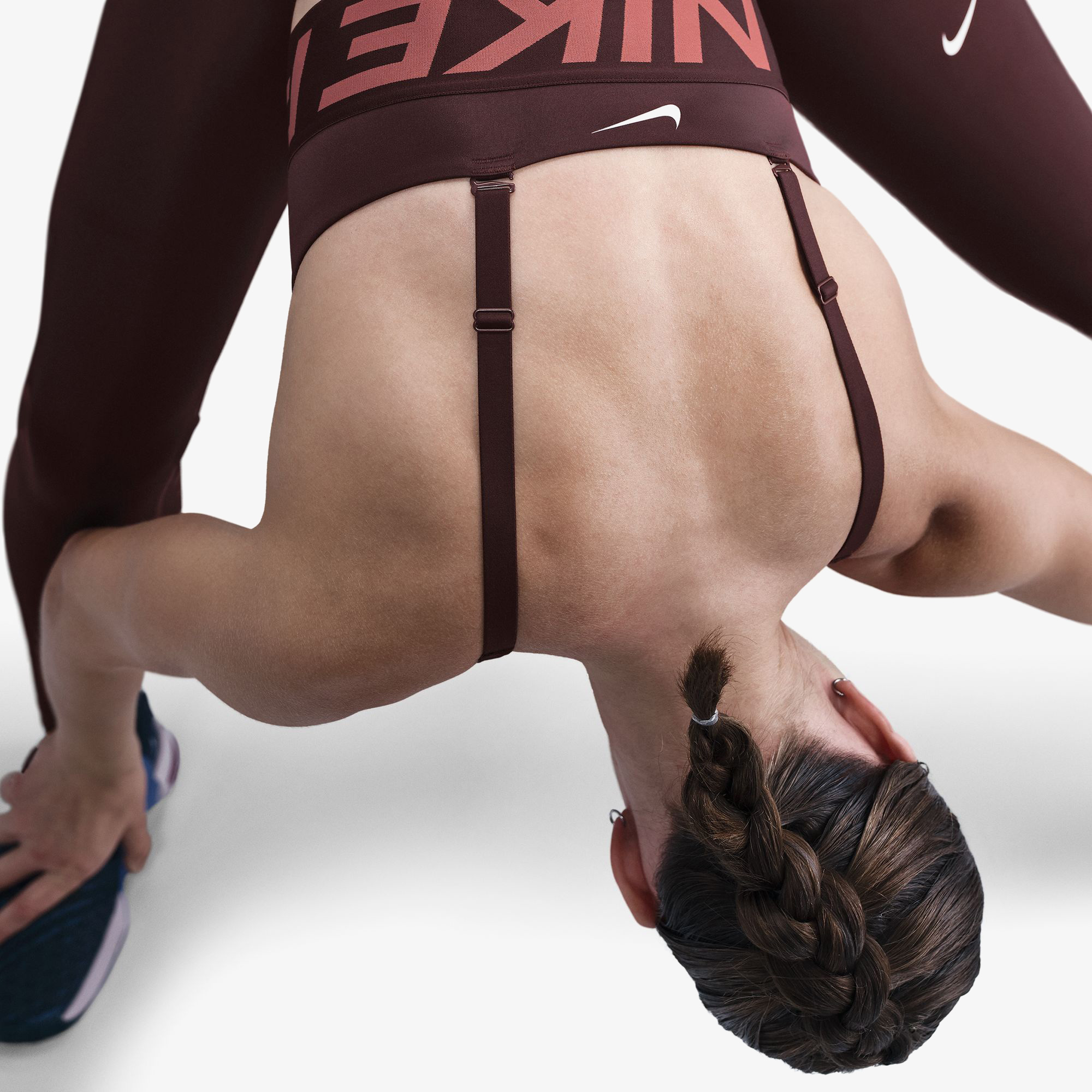 Nike Pro Indy Plunge Kadın Bordo Koşu Bra