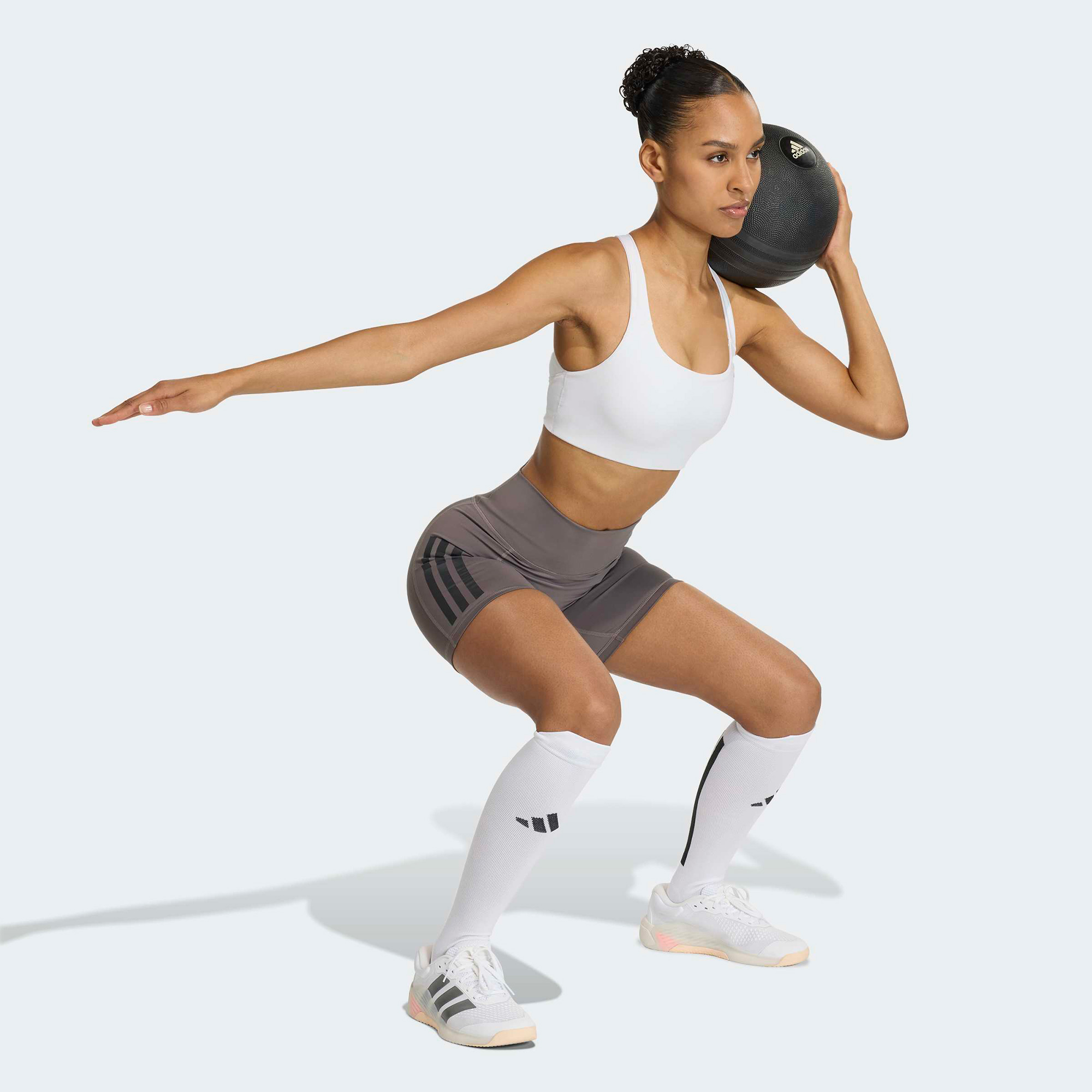 adidas Optime Workout Medium Destekli Kadın Beyaz Antrenman Bra