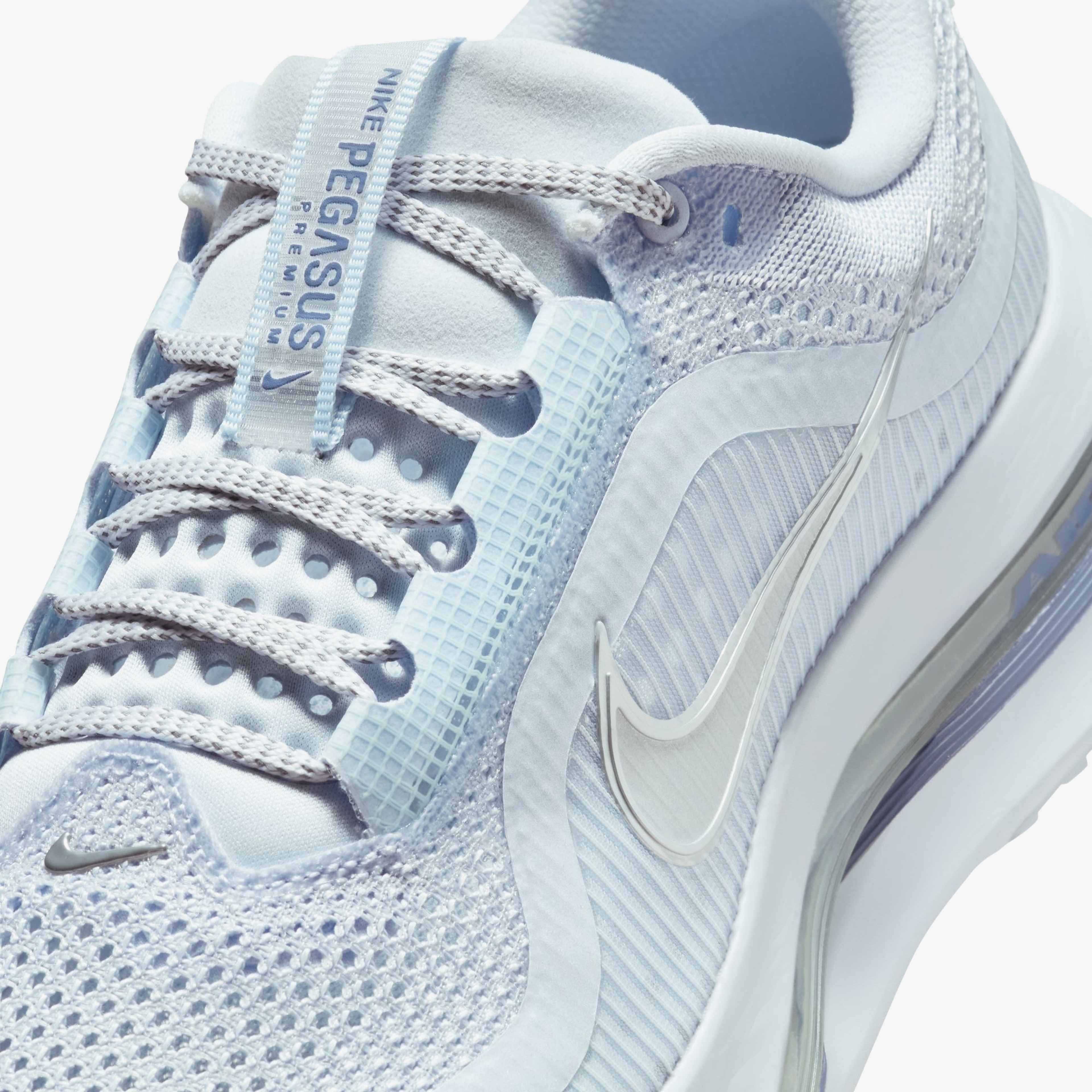 Nike Pegasus Premium Kadın Gri Koşu Ayakkabısı