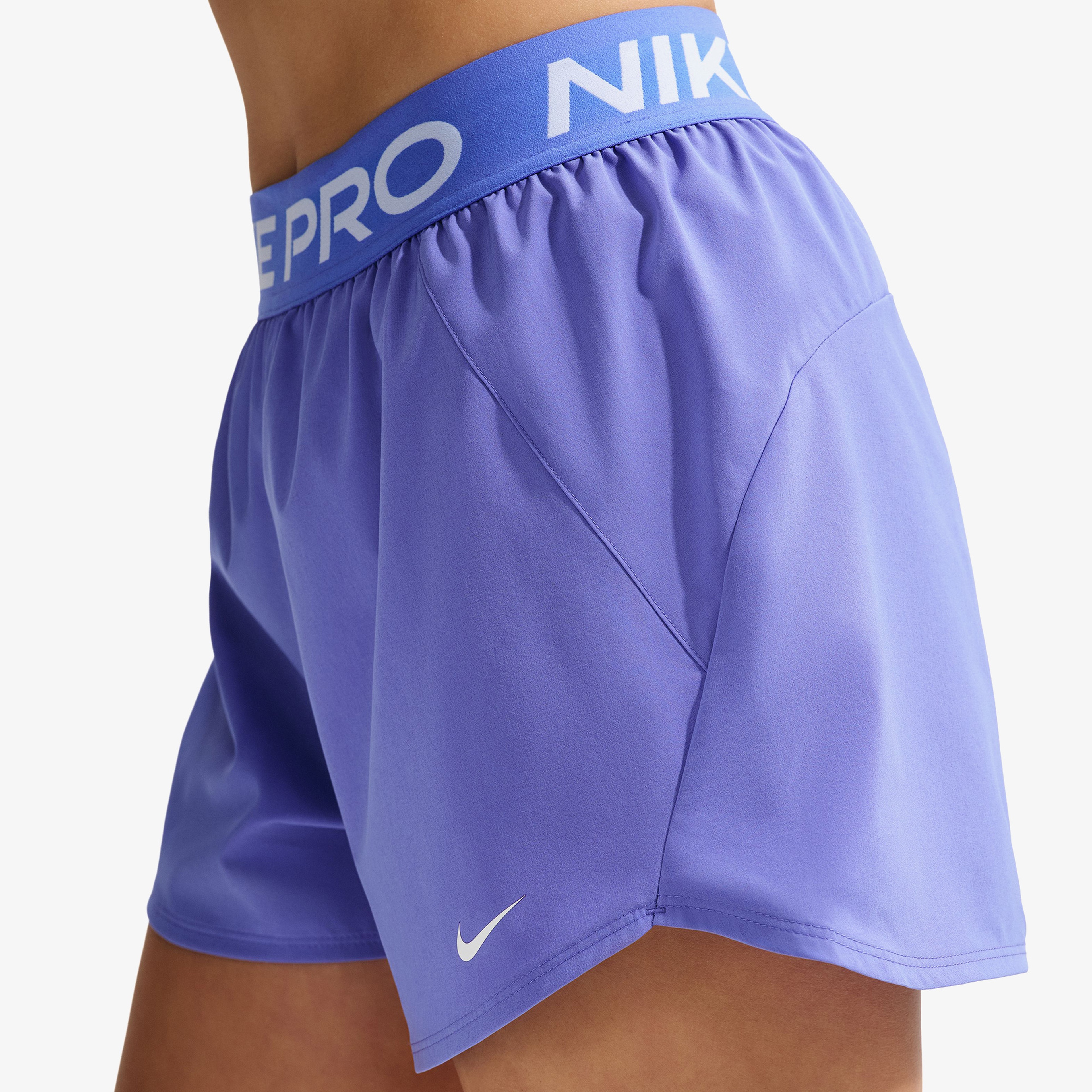 Nike Pro Kadın Mor Antrenman Şortu