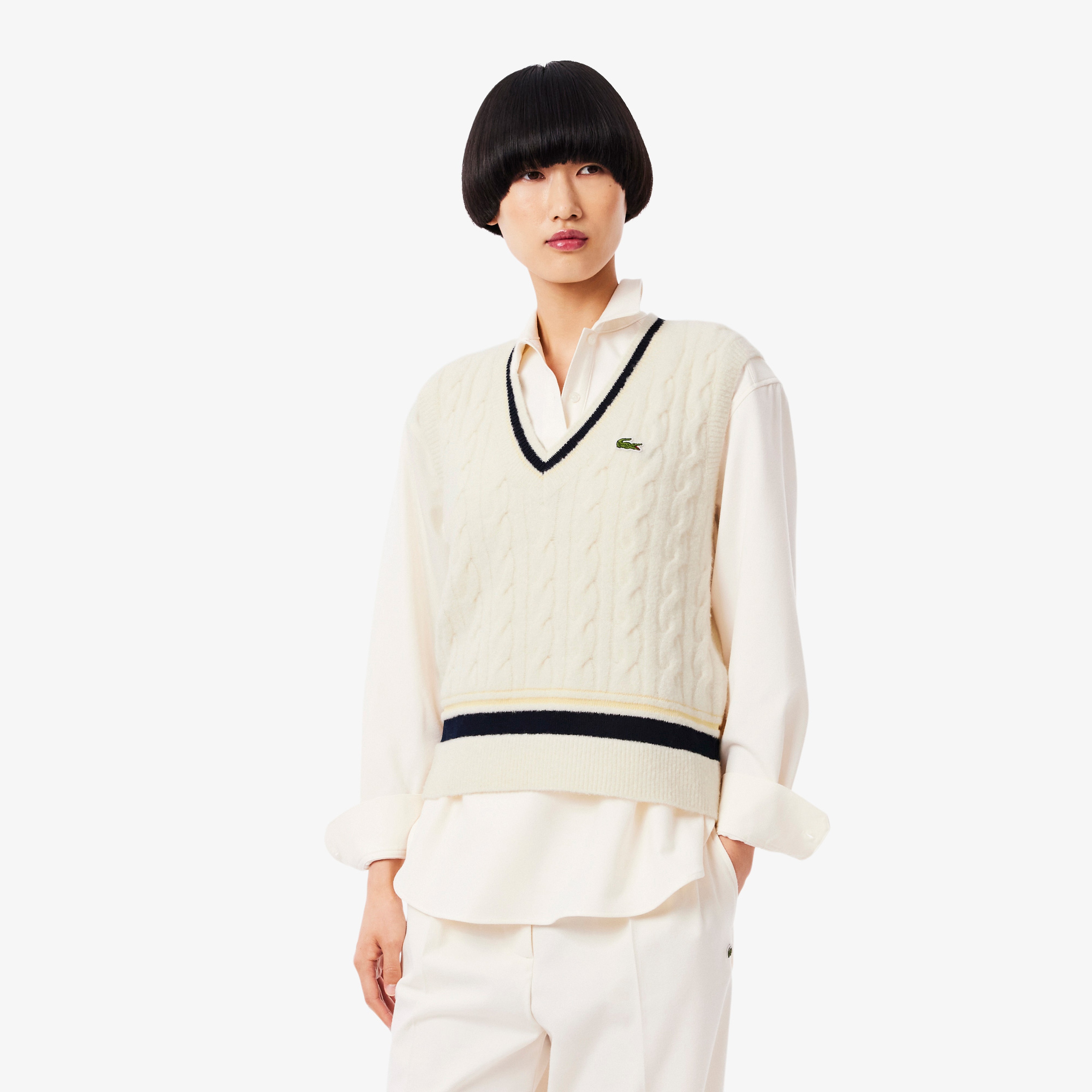 Kadın Classic Fit V Yaka Krem Süveter