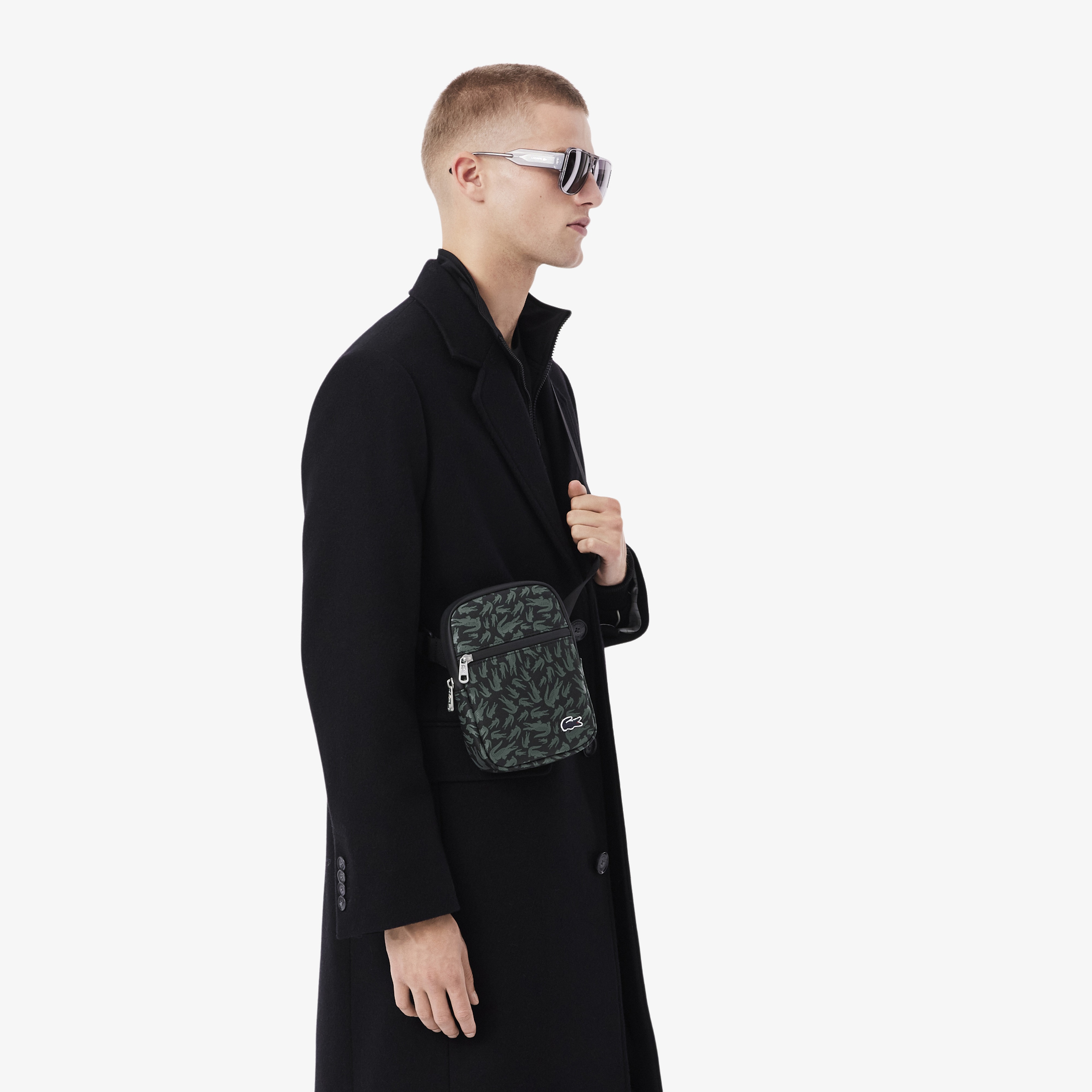 Lacoste LCST Erkek Desenli Siyah Postacı Çantası