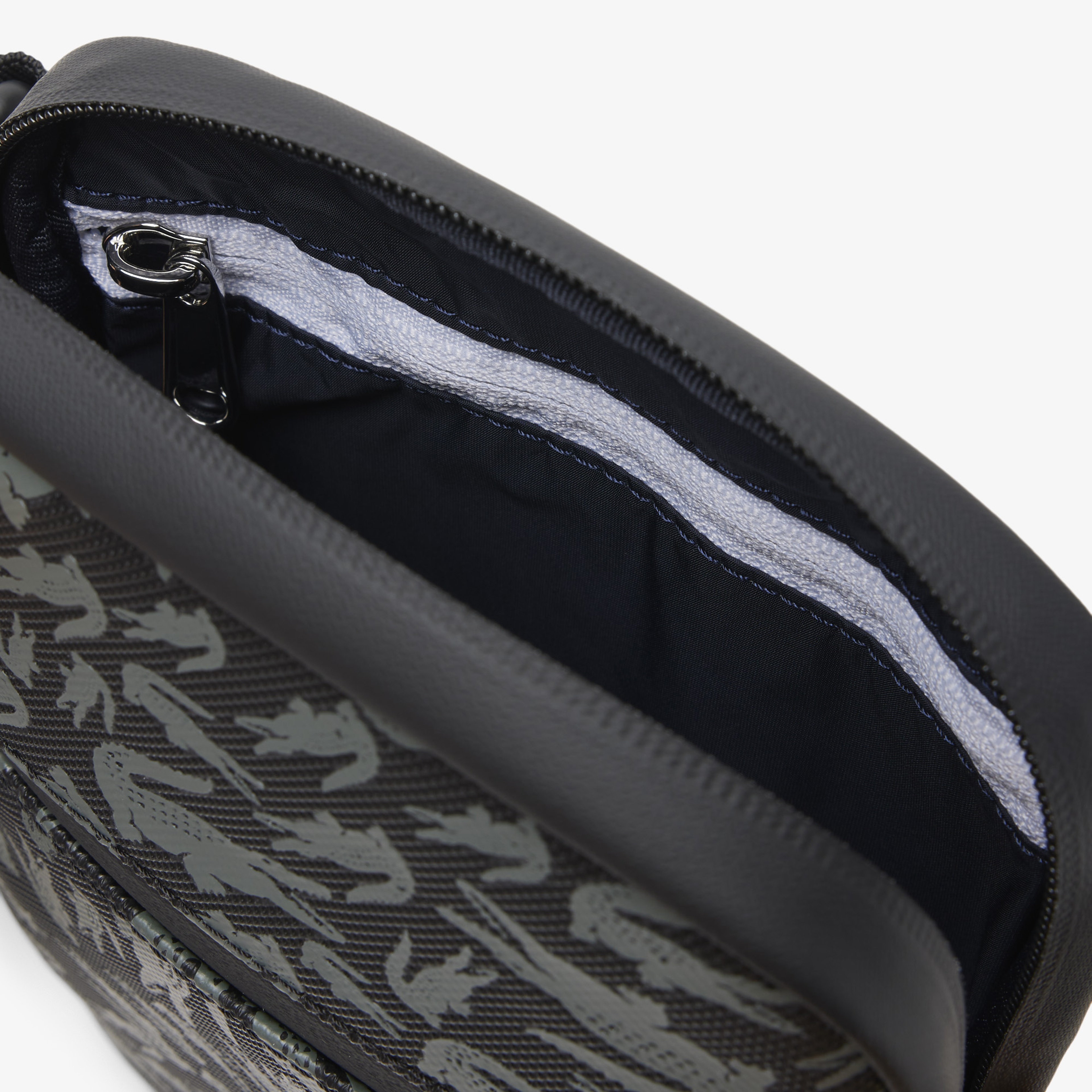 Lacoste LCST Erkek Desenli Siyah Postacı Çantası