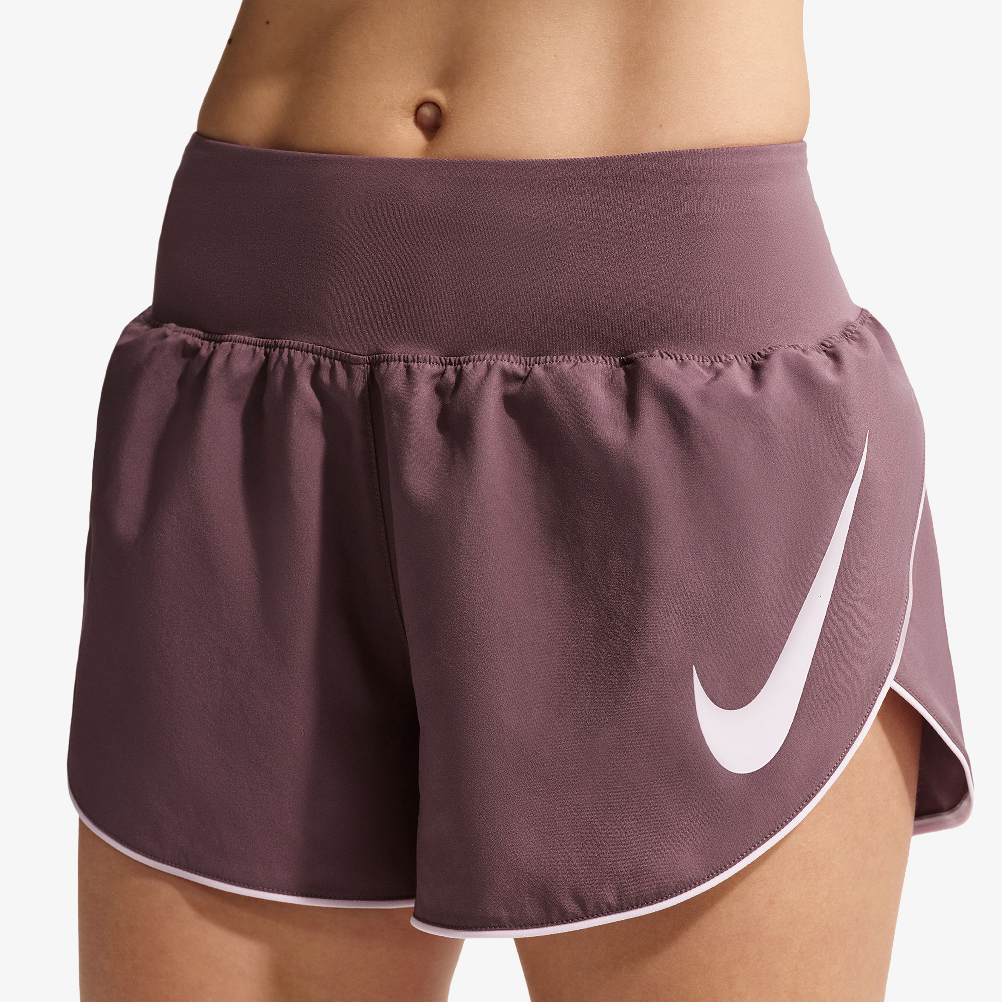 Nike Dri-Fit Tempo Flow Swoosh Kadın Pembe Şort