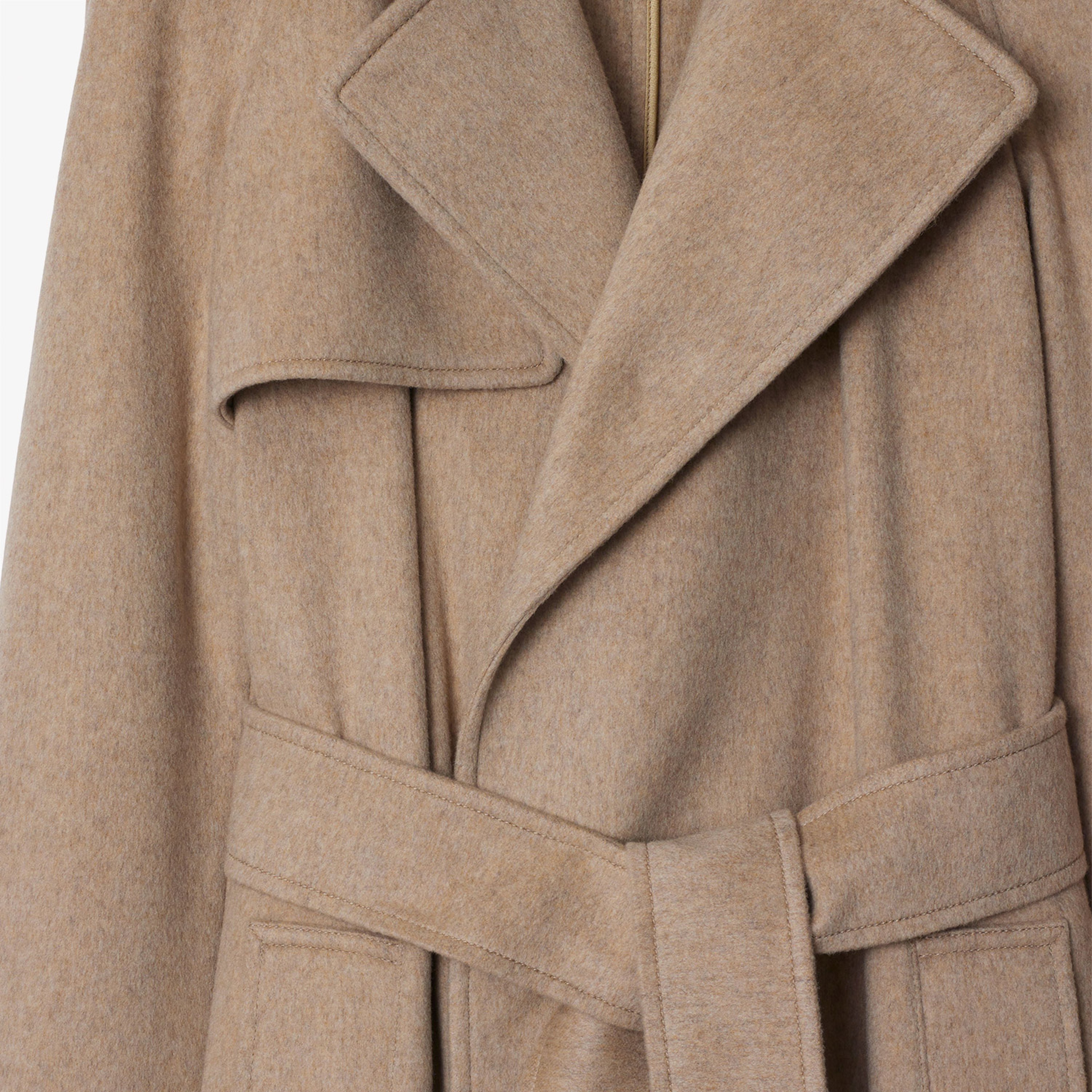 Burberry Kaşmir Wrap Kadın Bej Mont