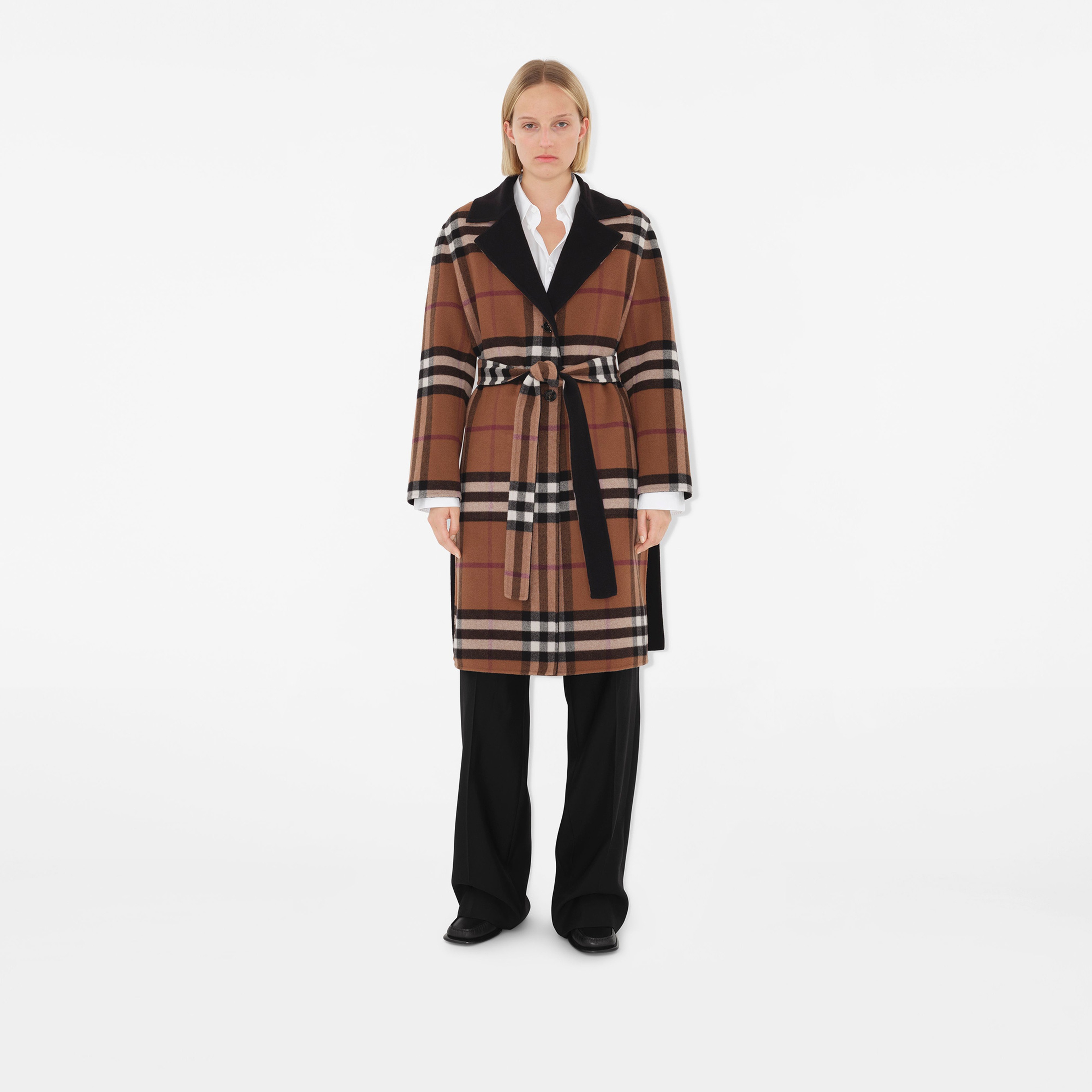 Burberry Reversible Check Yün Kadın Siyah Mont