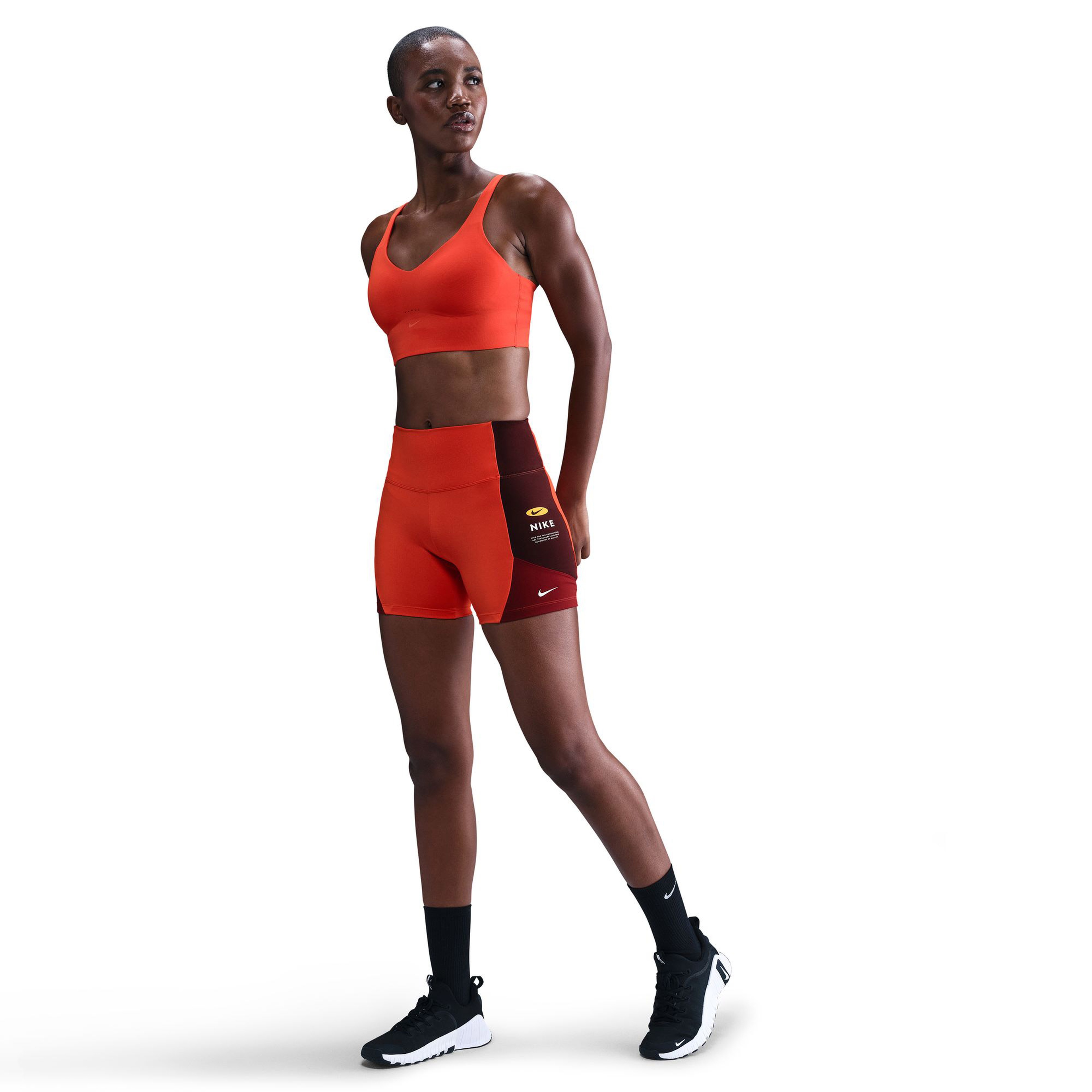 Nike Alate Medium Support Kadın Kırmızı Antrenman Bra