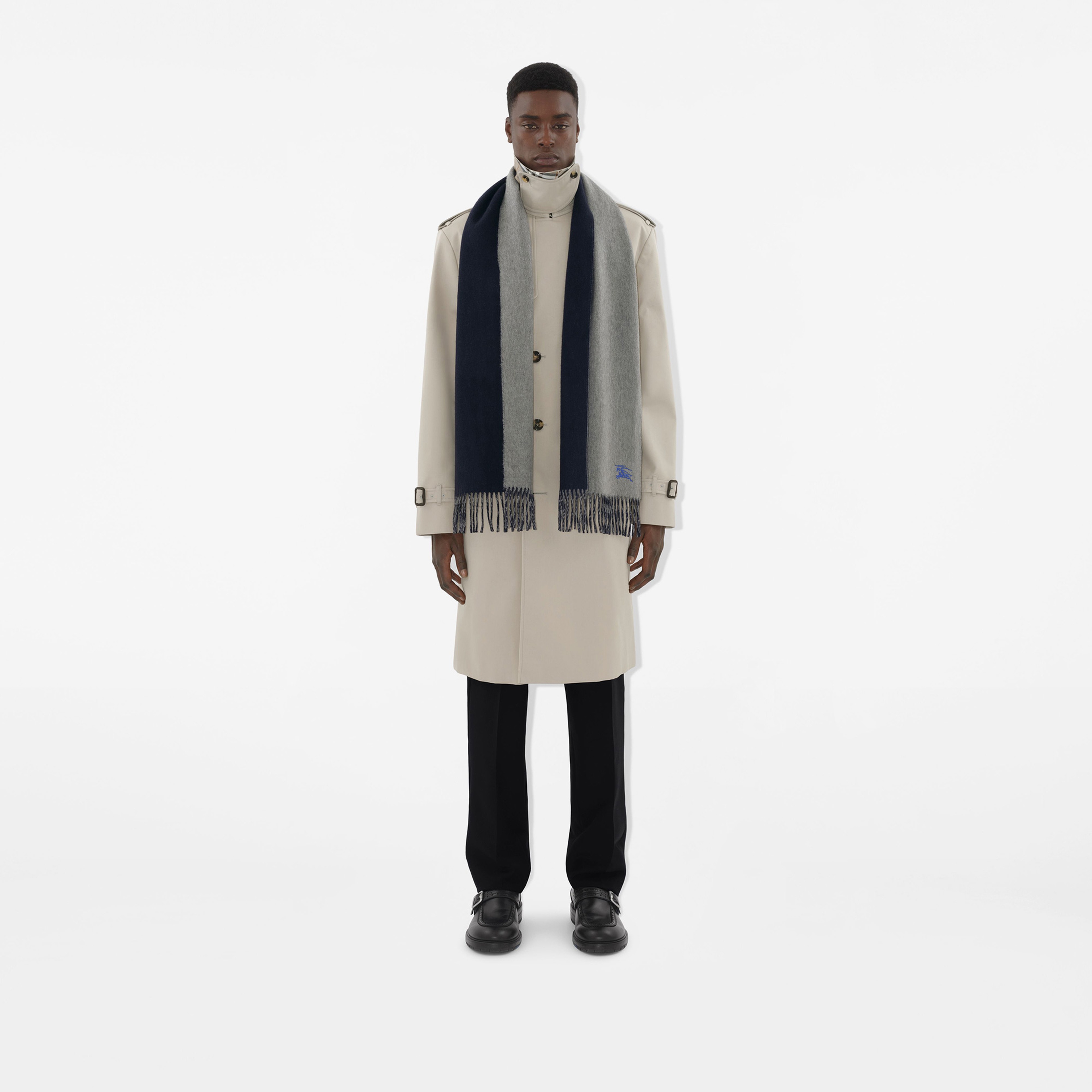 Burberry Knight Solid Kadın Gri Atkı