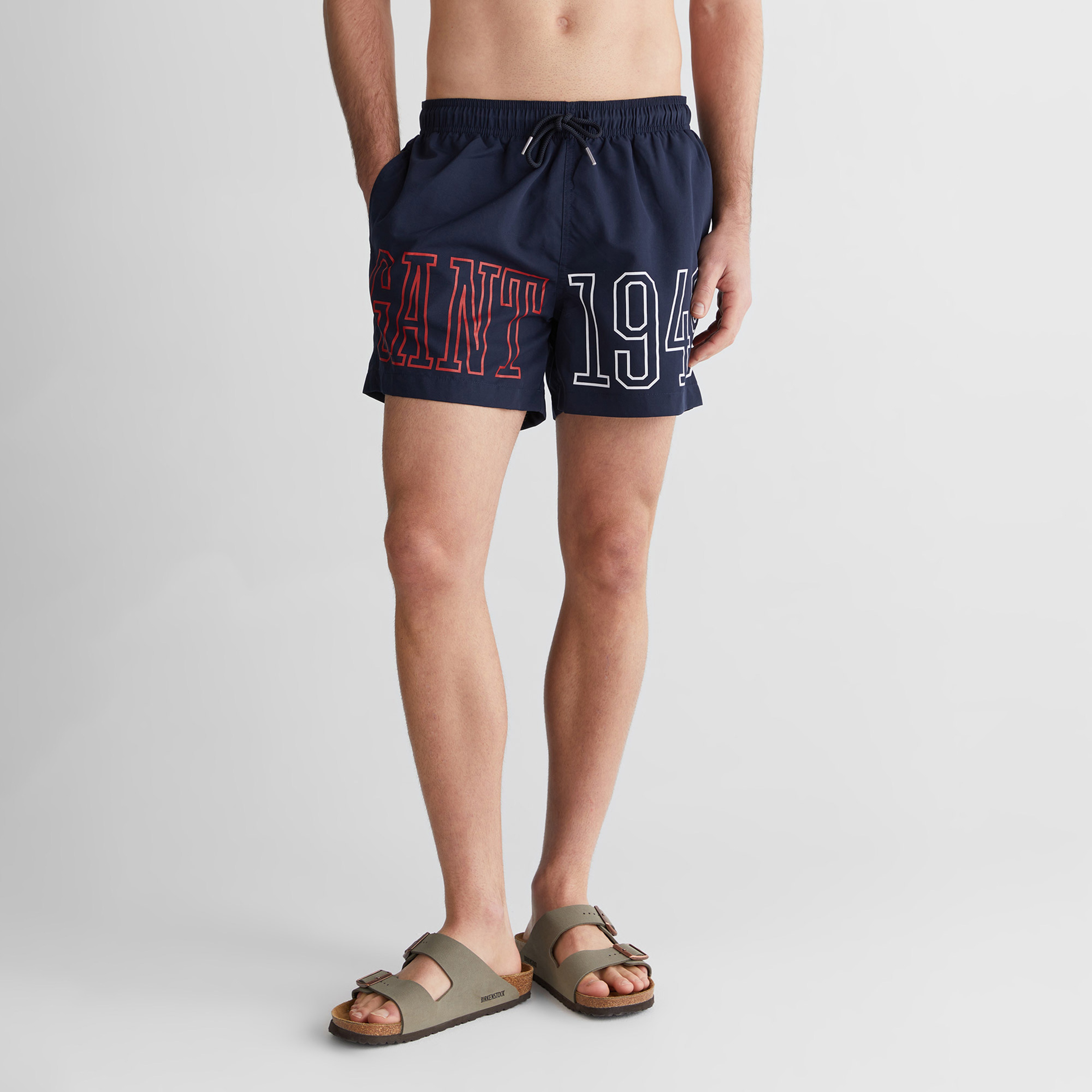 GANT Erkek Lacivert Regular Fit Logolu Mayo Şort