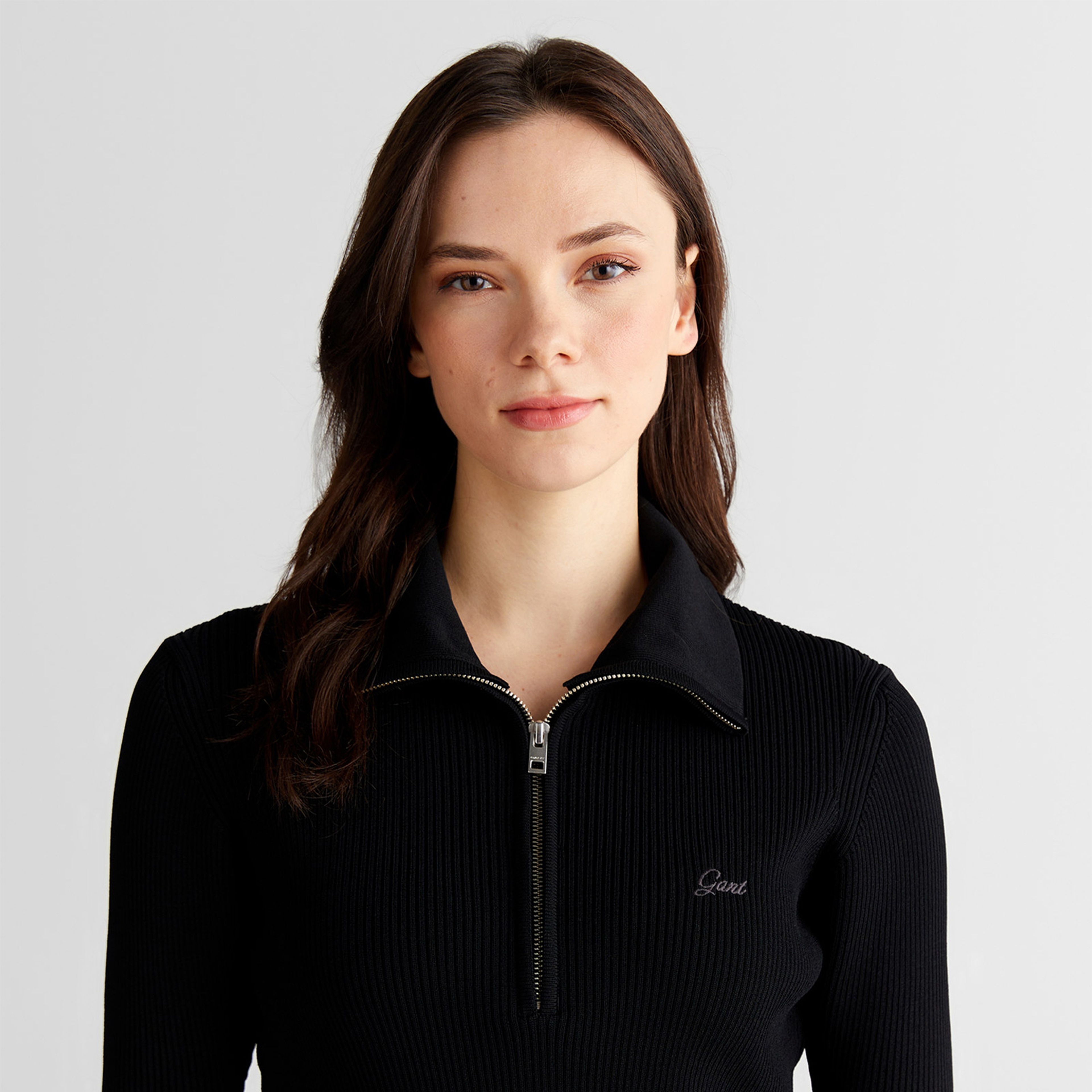 GANT Kadın Siyah Slim Fit Yarım Kollu Triko