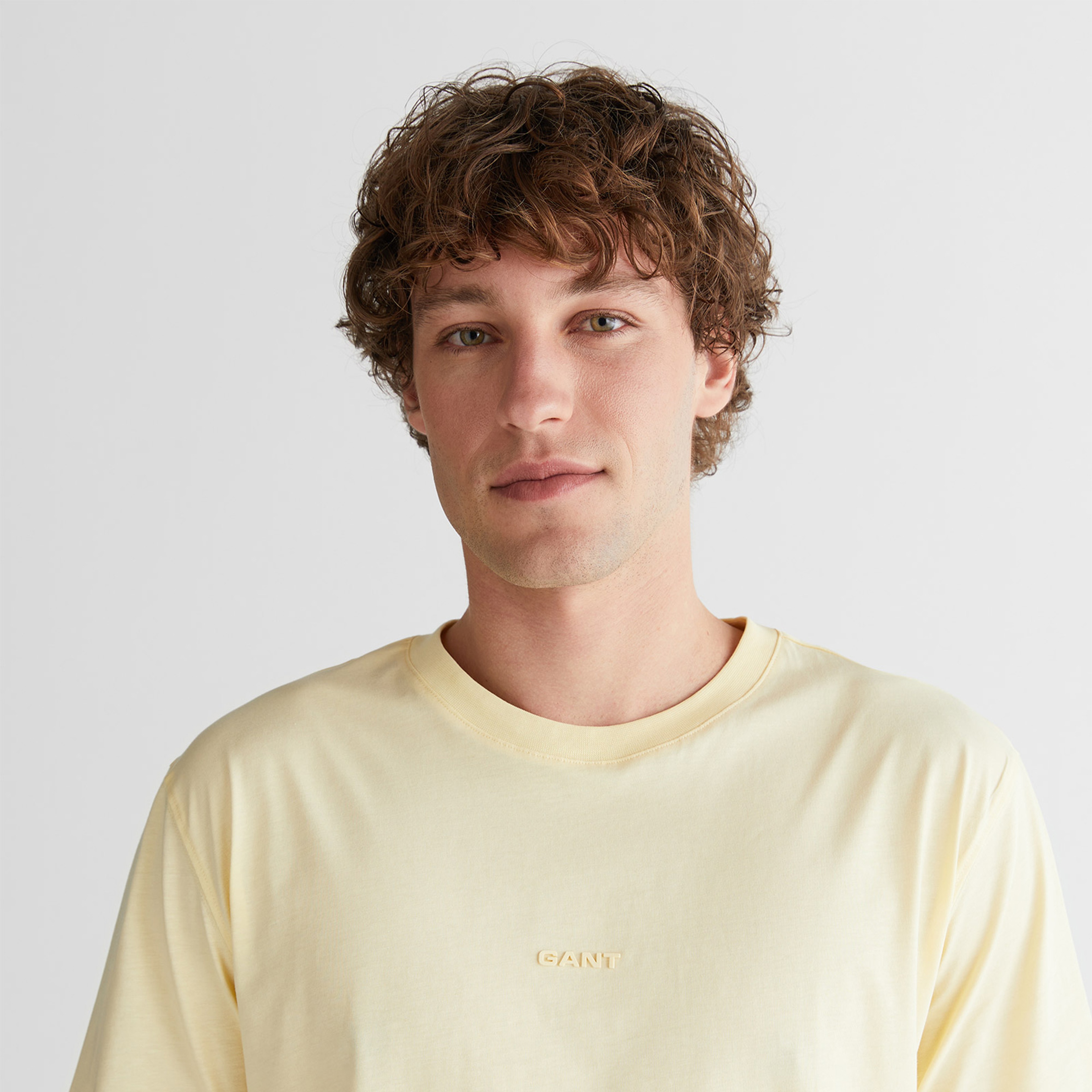 GANT Erkek Sarı Kısa Kollu T-Shirt